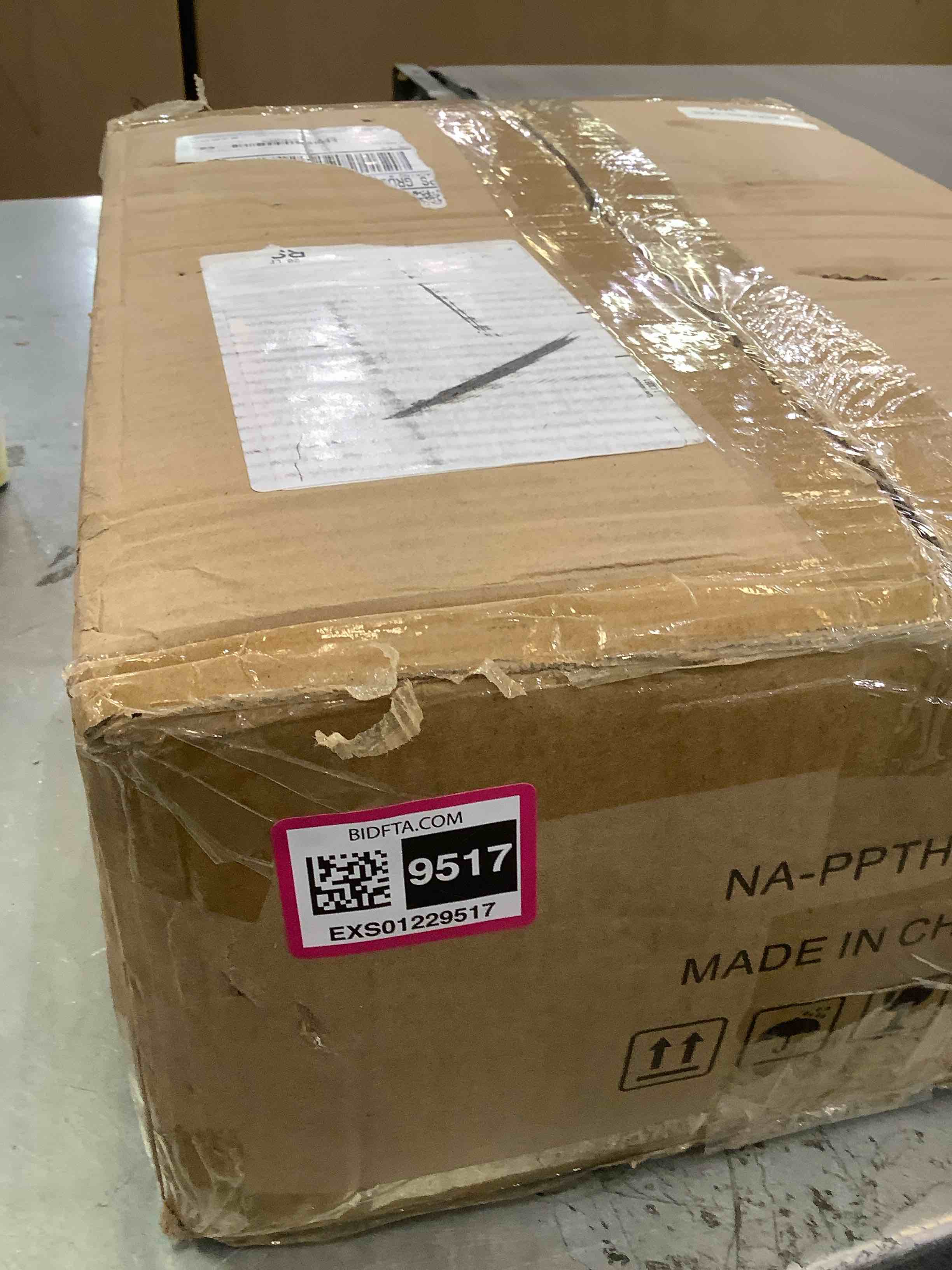 https://s3.amazonaws.com/lotting-images-prod/BargainHunt/EXS01229517_1711559103963.jpeg