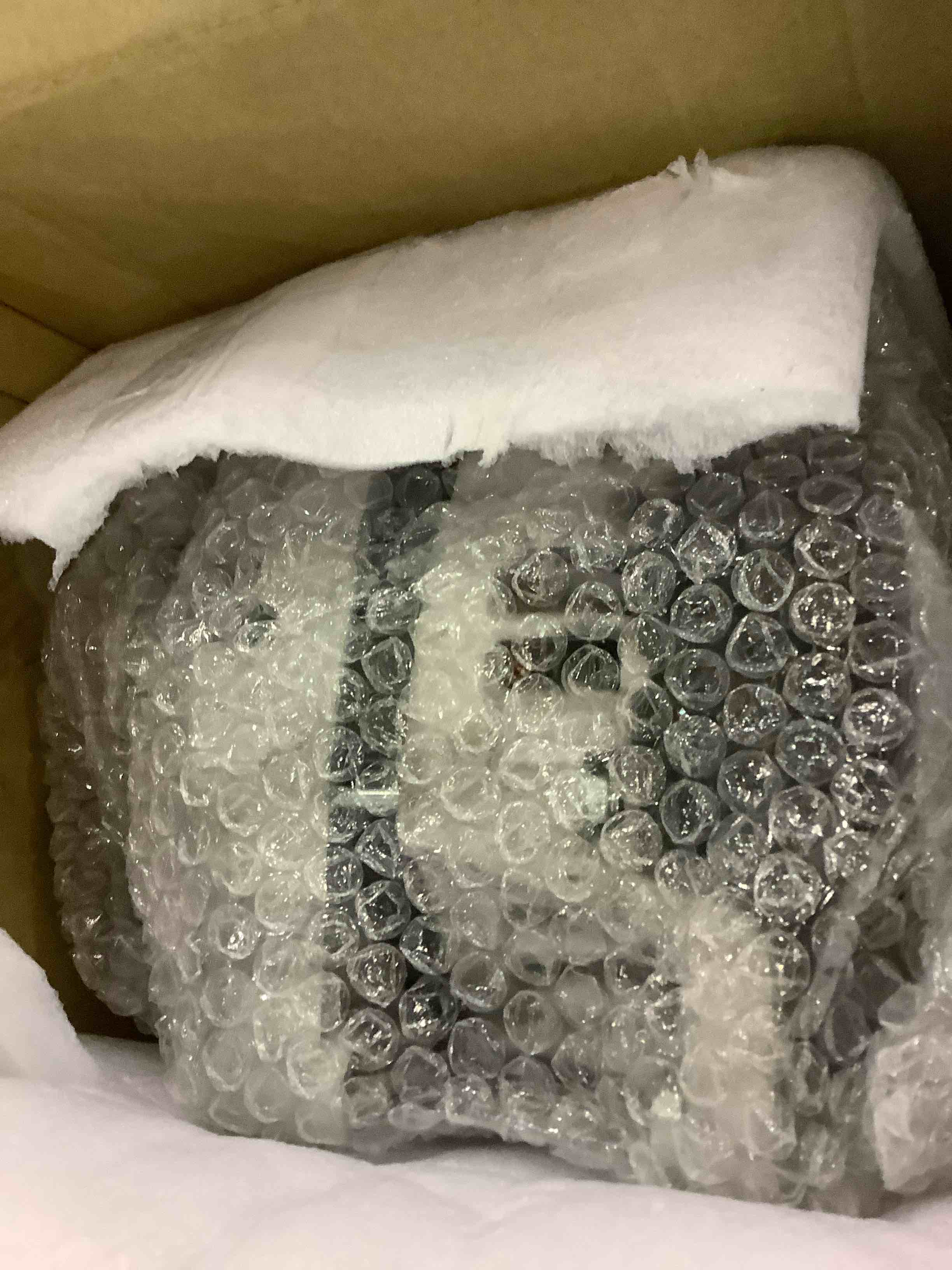 https://s3.amazonaws.com/lotting-images-prod/BargainHunt/EXS01229613_1711628385652.jpeg