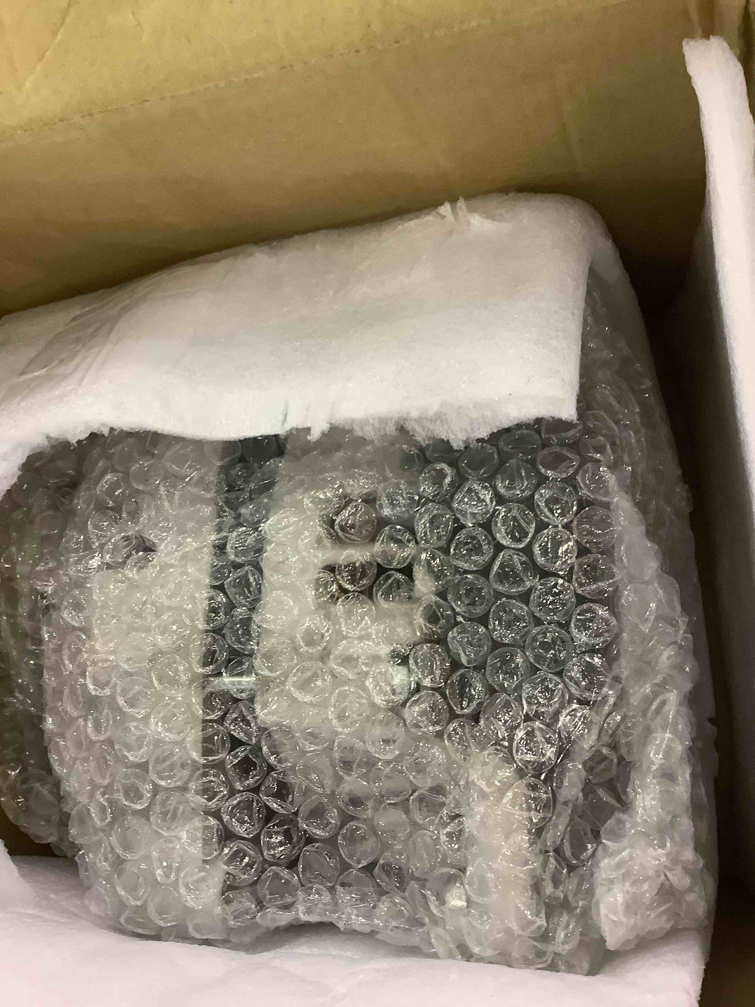 https://s3.amazonaws.com/lotting-images-prod/BargainHunt/EXS01229613_1711628387363.jpeg