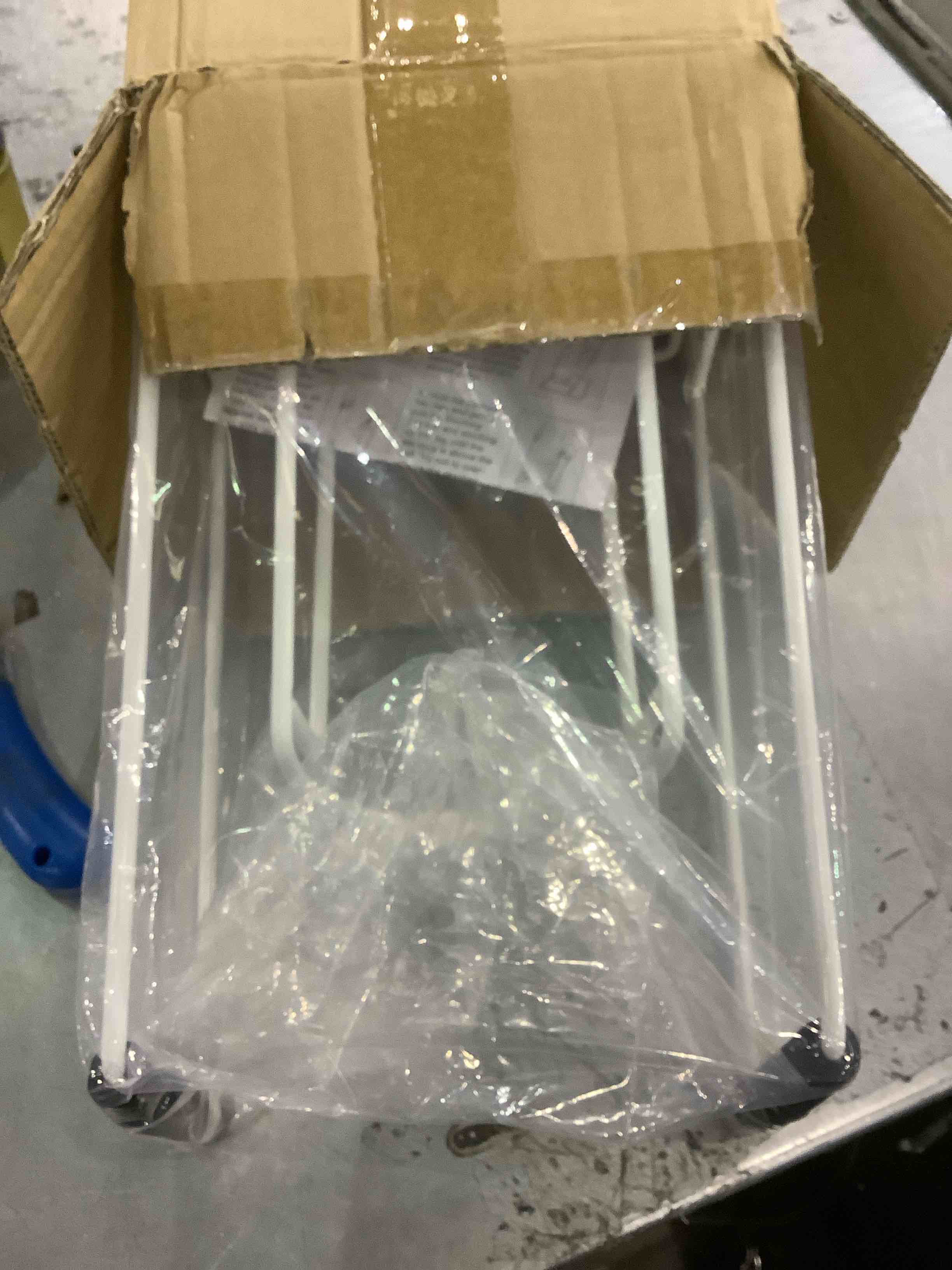 https://s3.amazonaws.com/lotting-images-prod/BargainHunt/EXS01229618_1711628716443.jpeg
