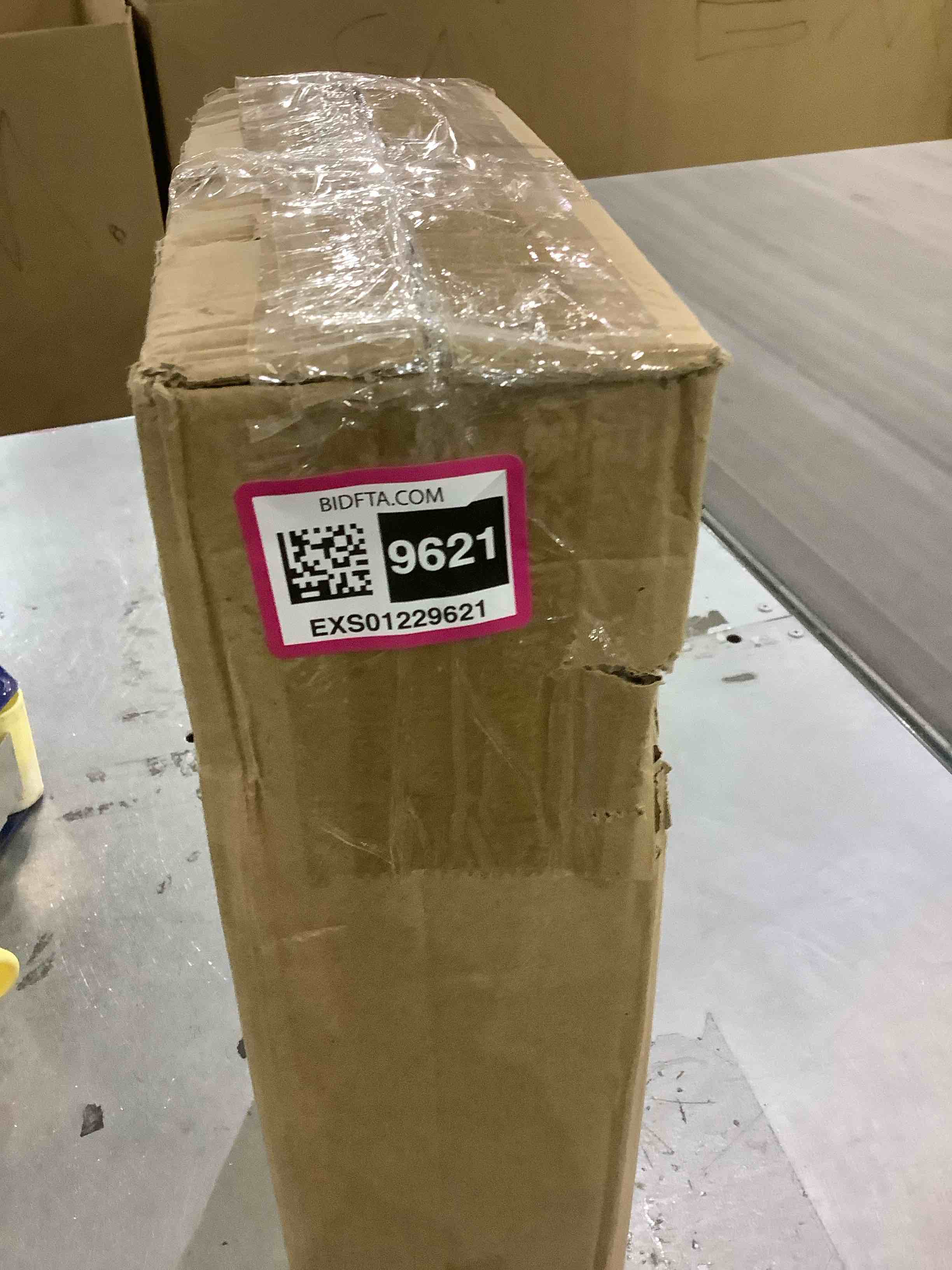 https://s3.amazonaws.com/lotting-images-prod/BargainHunt/EXS01229621_1711628983406.jpeg