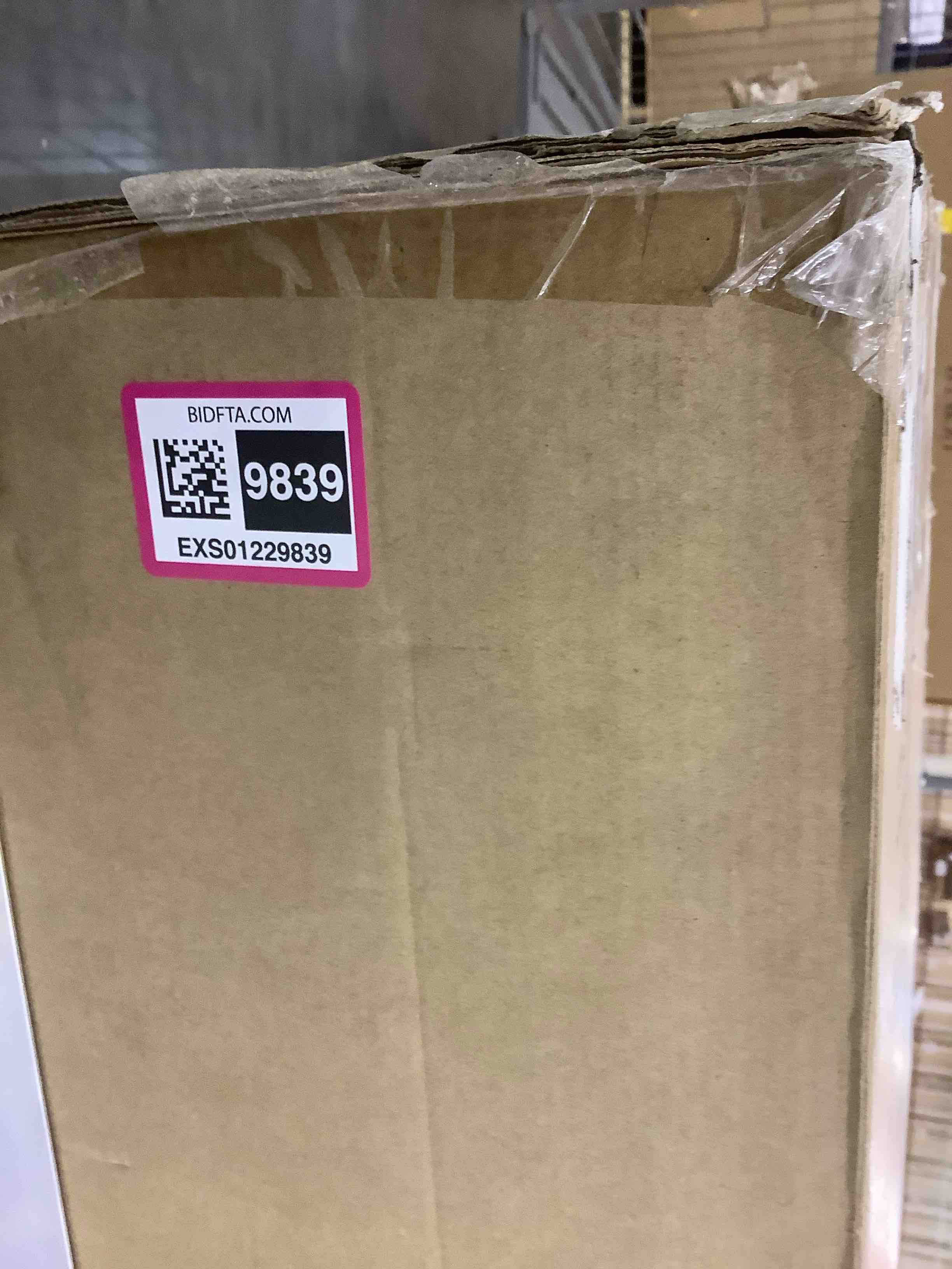 https://s3.amazonaws.com/lotting-images-prod/BargainHunt/EXS01229839_1711716353790.jpeg