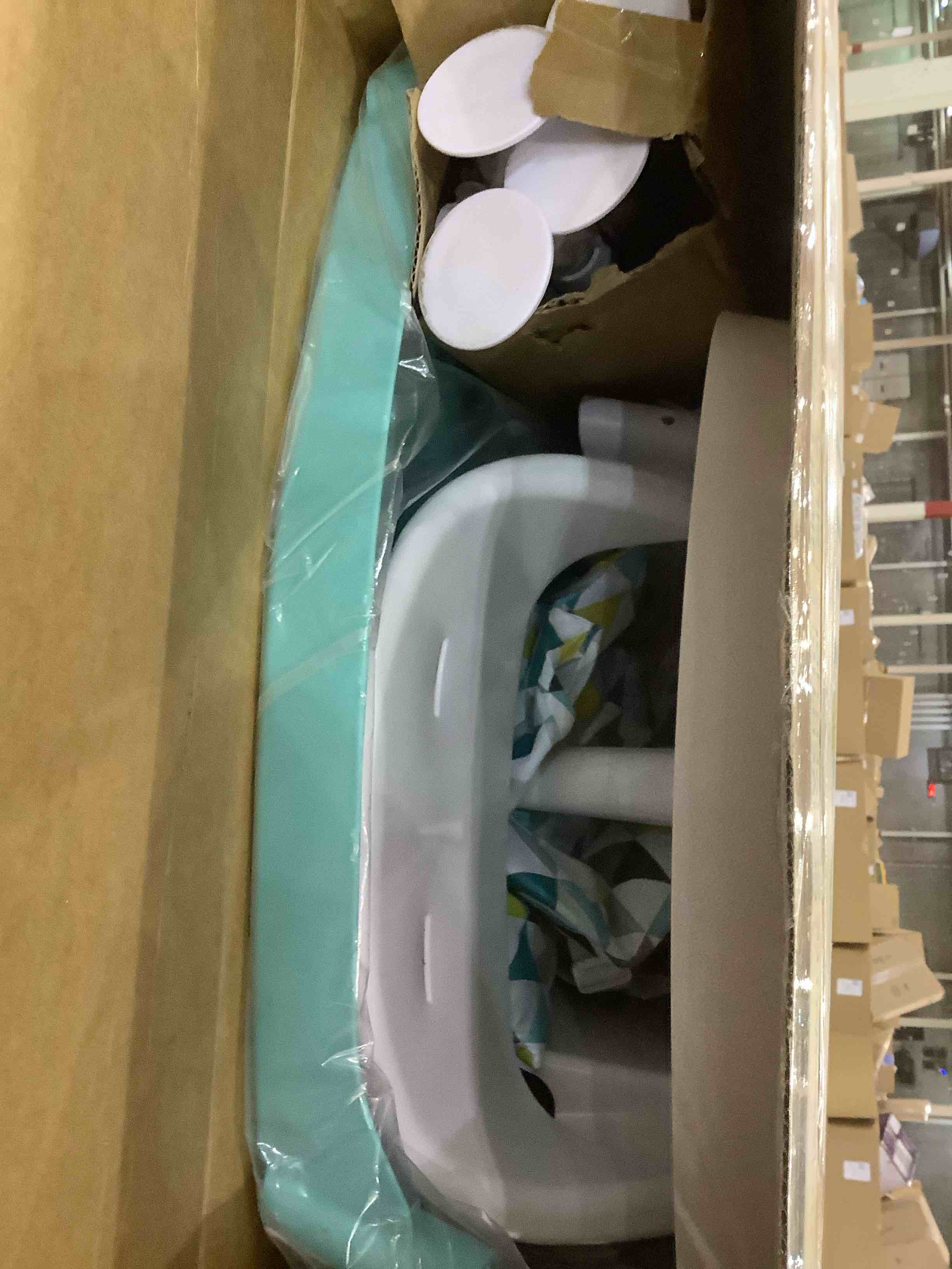 https://s3.amazonaws.com/lotting-images-prod/BargainHunt/EXS01229840_1711716422192.jpeg