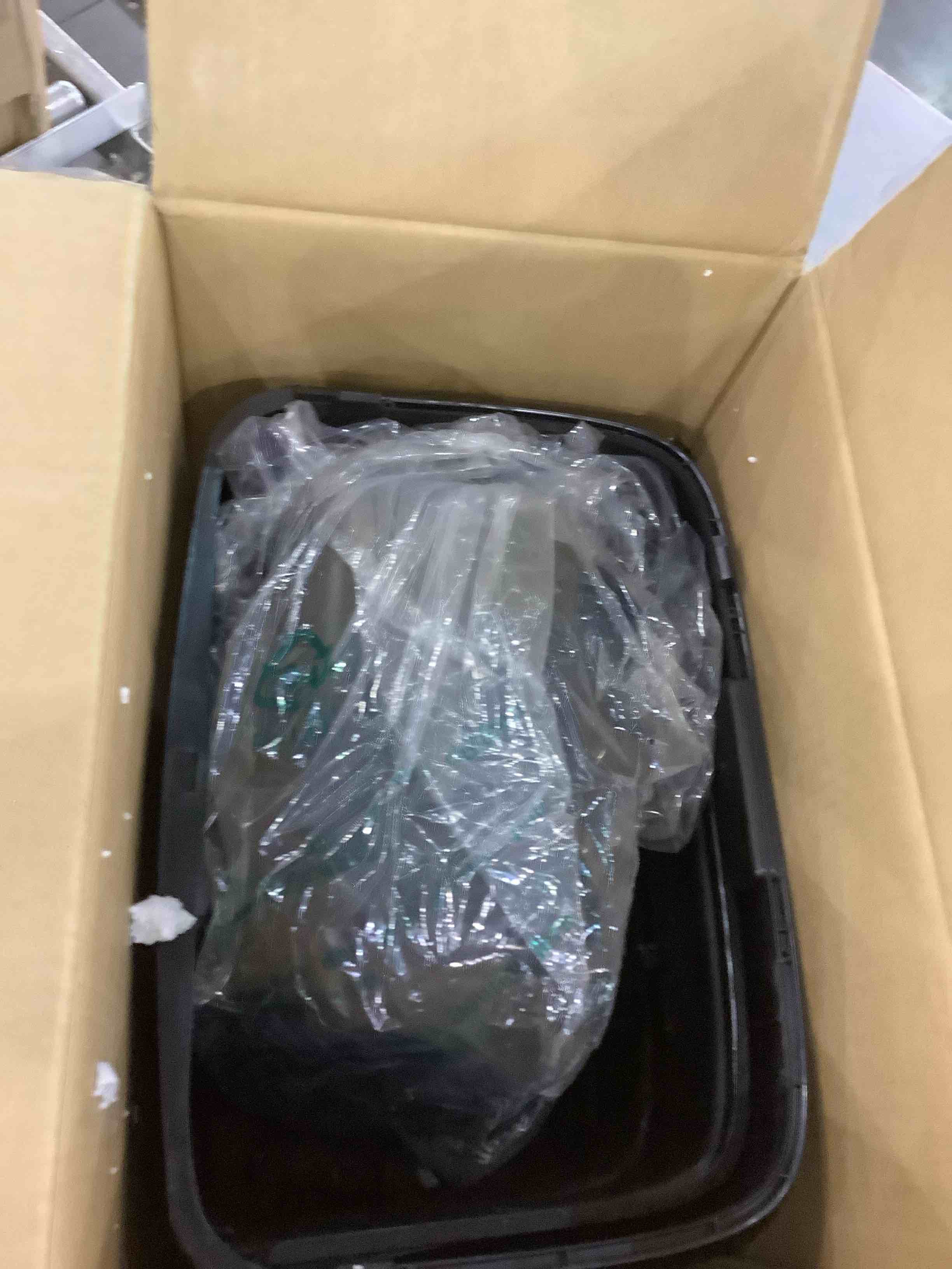 https://s3.amazonaws.com/lotting-images-prod/BargainHunt/EXS01229945_1712057572706.jpeg
