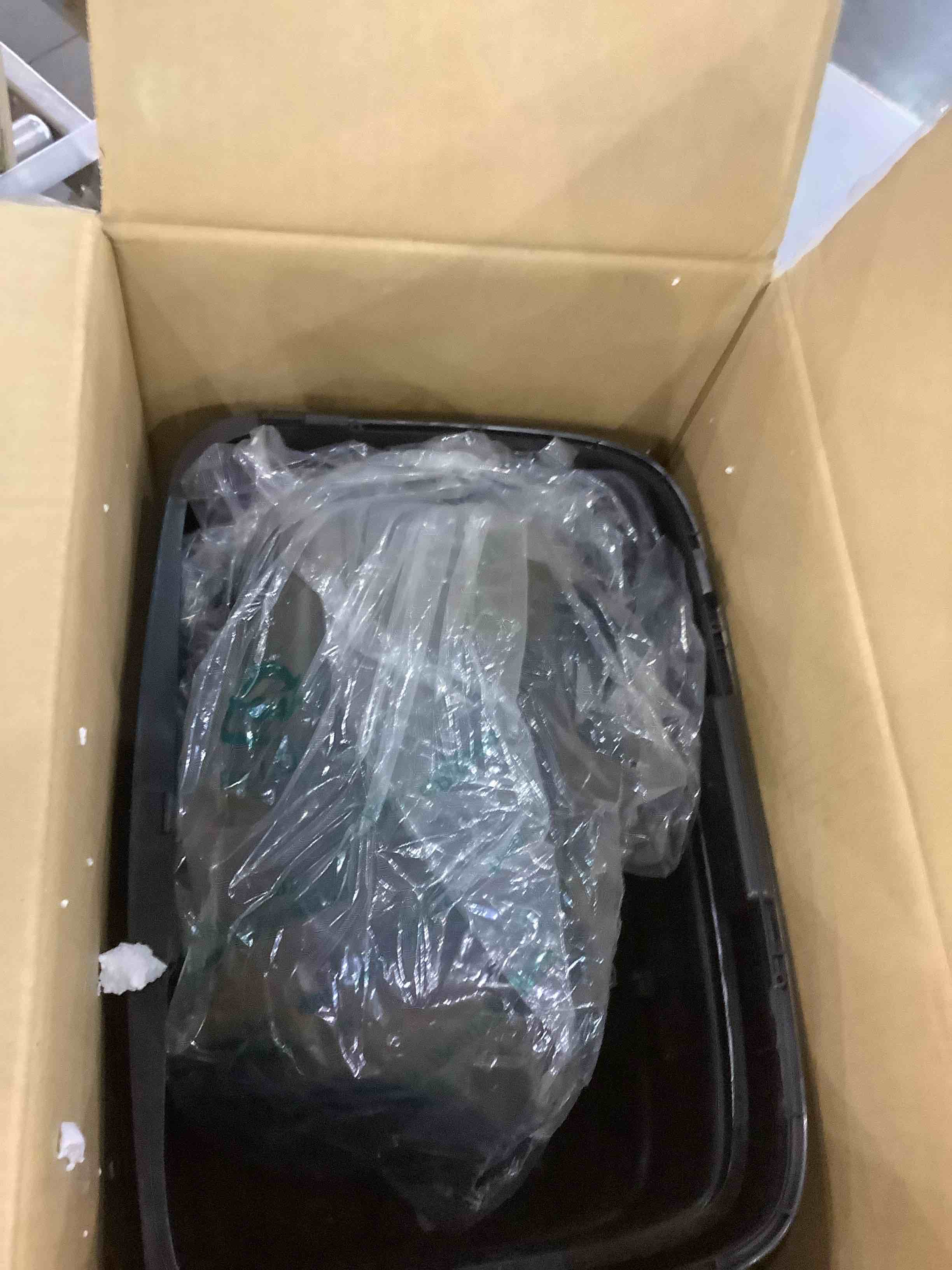 https://s3.amazonaws.com/lotting-images-prod/BargainHunt/EXS01229945_1712057574018.jpeg