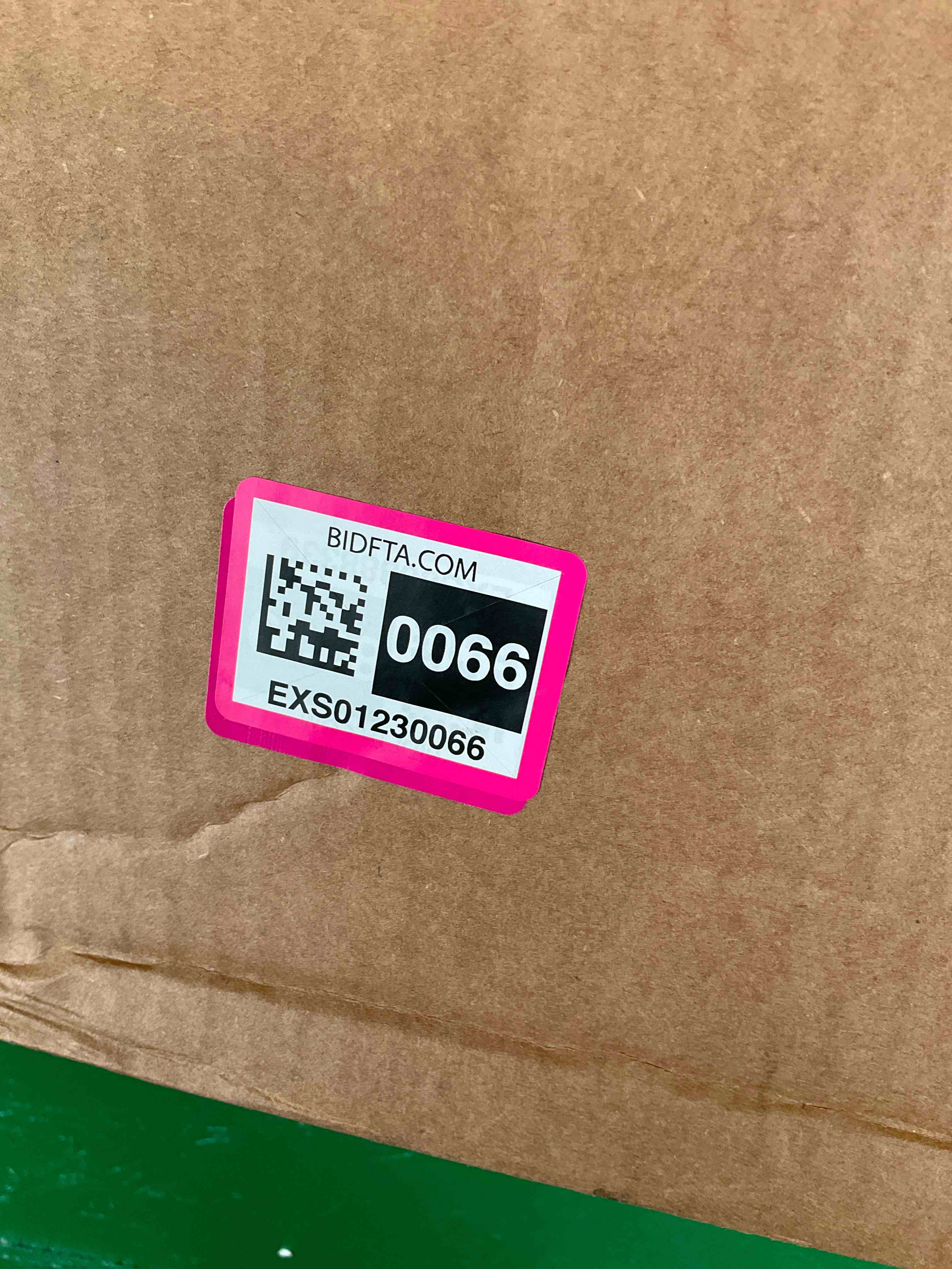https://s3.amazonaws.com/lotting-images-prod/BargainHunt/EXS01230066_1718209127004.jpeg