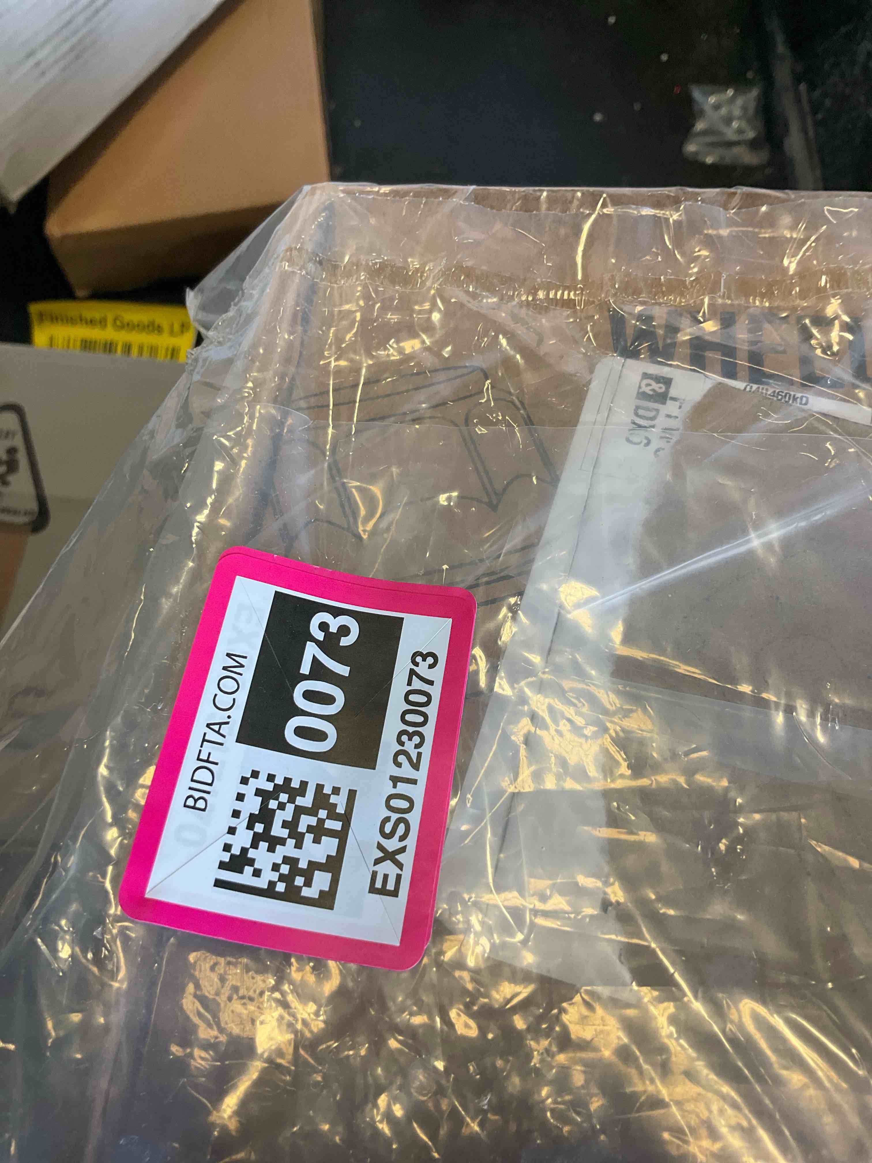 https://s3.amazonaws.com/lotting-images-prod/BargainHunt/EXS01230073_1718209570887.jpeg