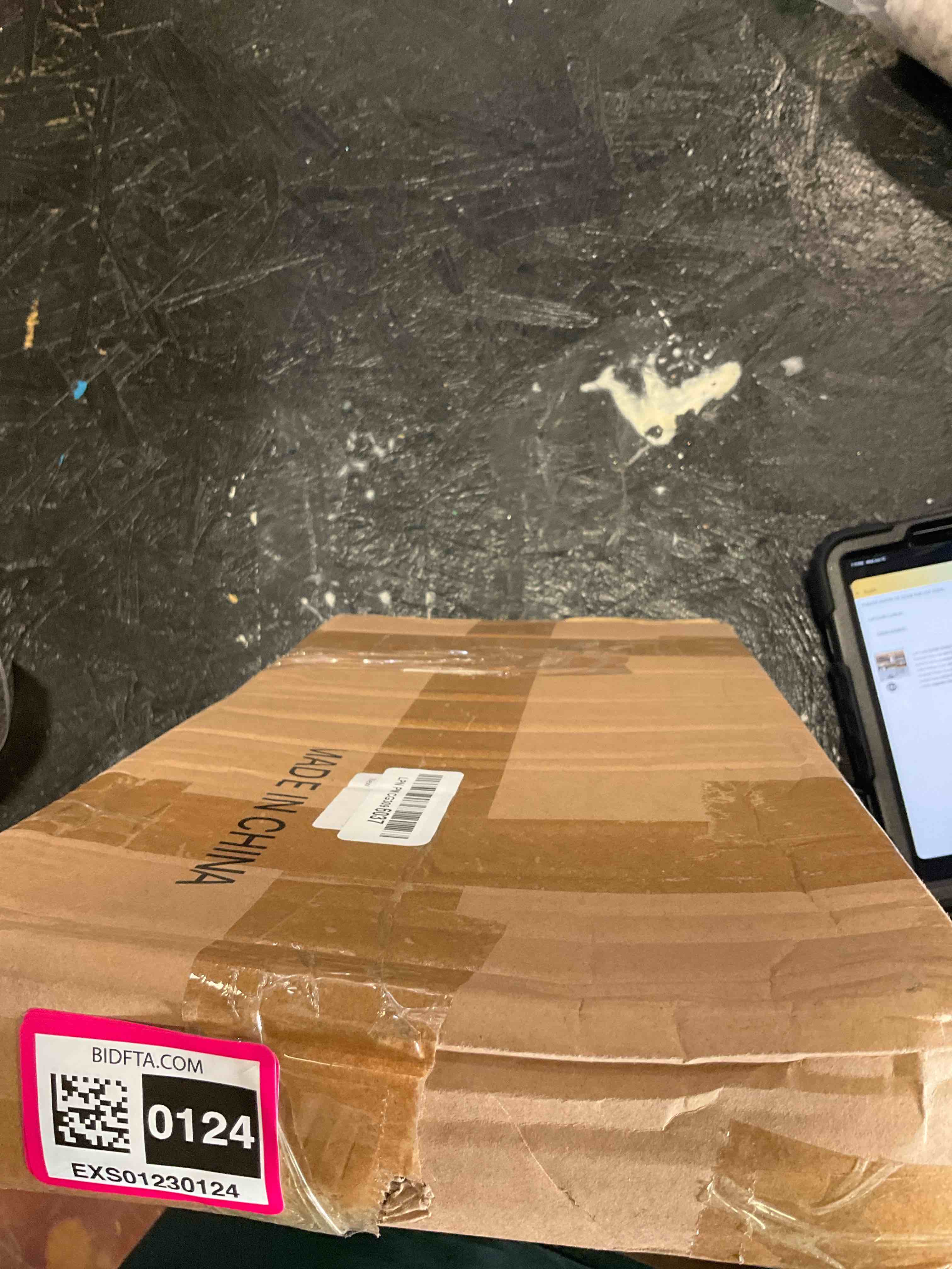 https://s3.amazonaws.com/lotting-images-prod/BargainHunt/EXS01230124_1718237515004.jpeg