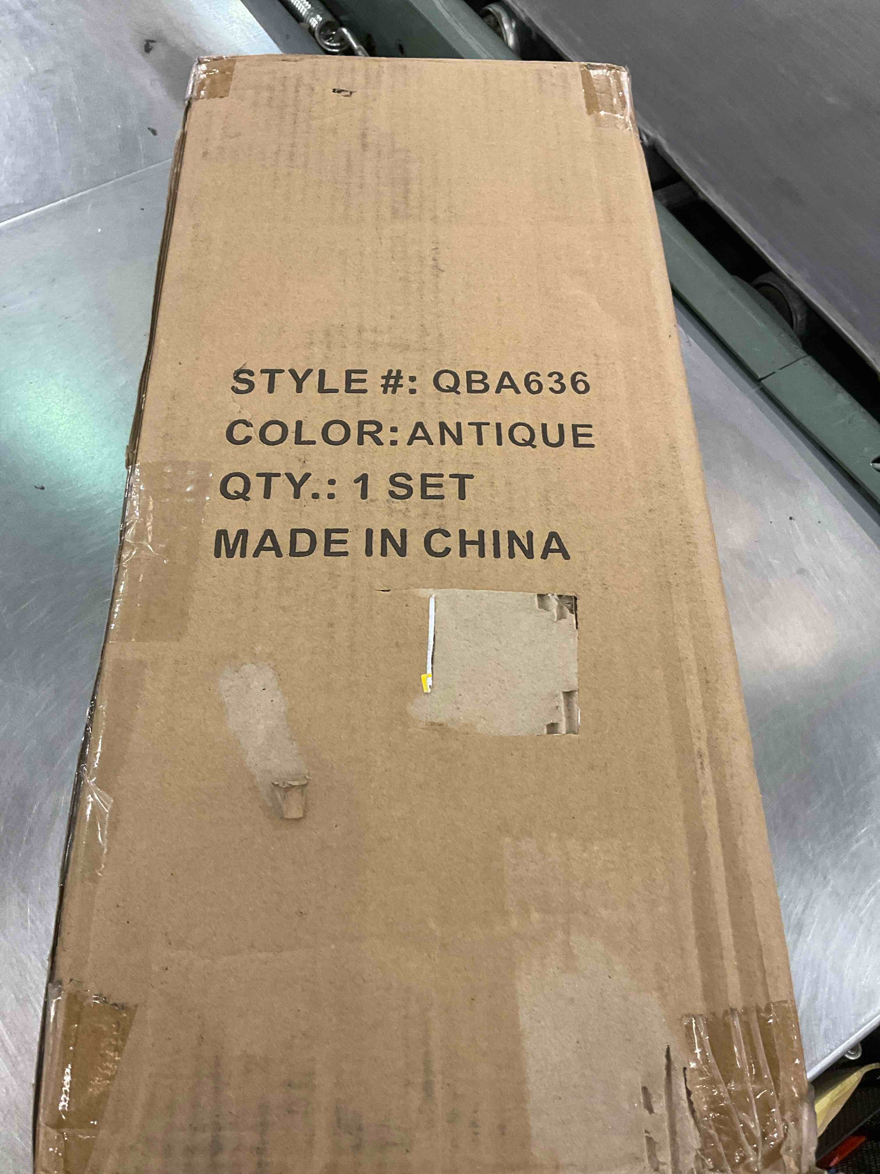 https://s3.amazonaws.com/lotting-images-prod/BargainHunt/EXS01231450_1713363313684.jpeg