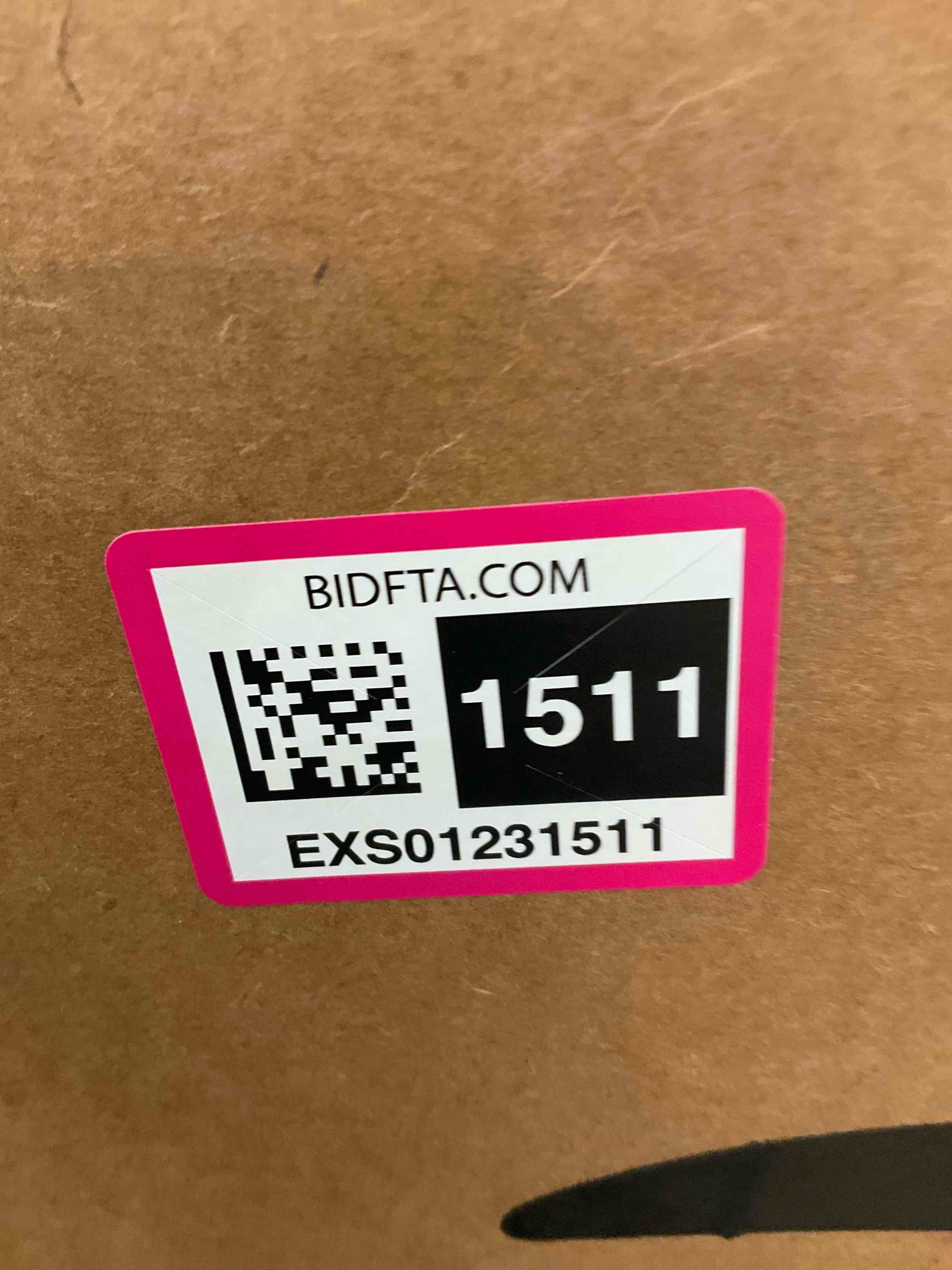 https://s3.amazonaws.com/lotting-images-prod/BargainHunt/EXS01231511_1712169524546.jpeg