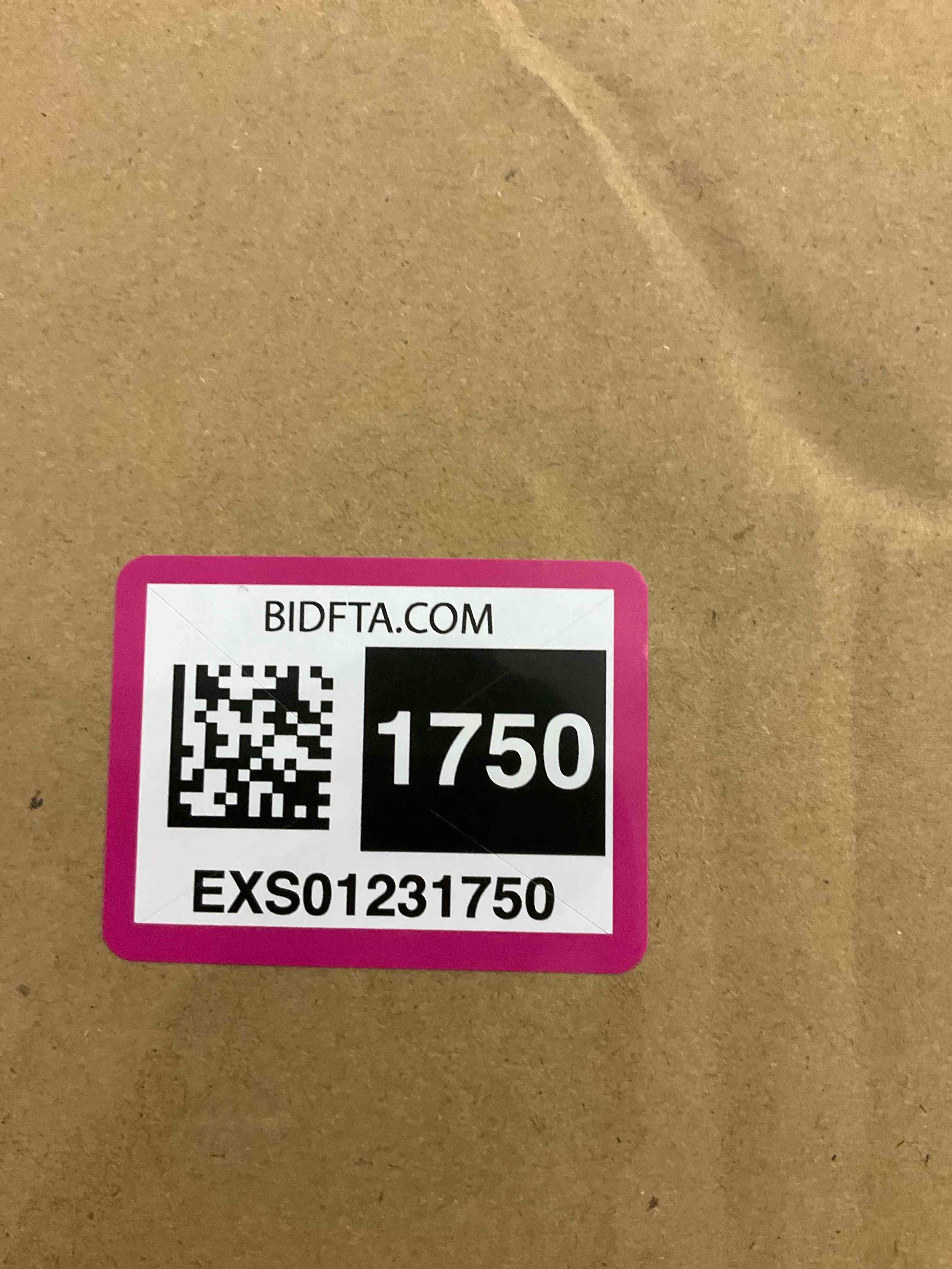 https://s3.amazonaws.com/lotting-images-prod/BargainHunt/EXS01231750_1712663745325.jpeg