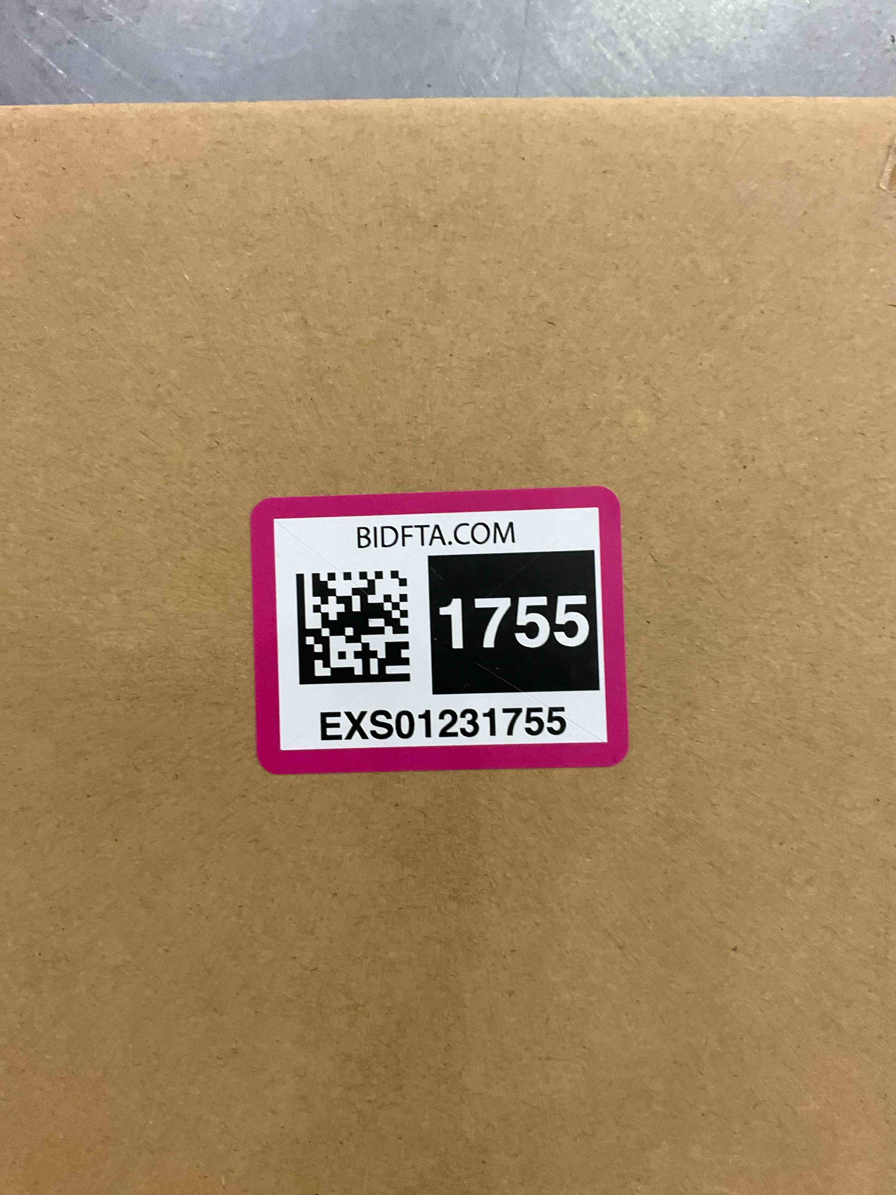 https://s3.amazonaws.com/lotting-images-prod/BargainHunt/EXS01231755_1712664706152.jpeg