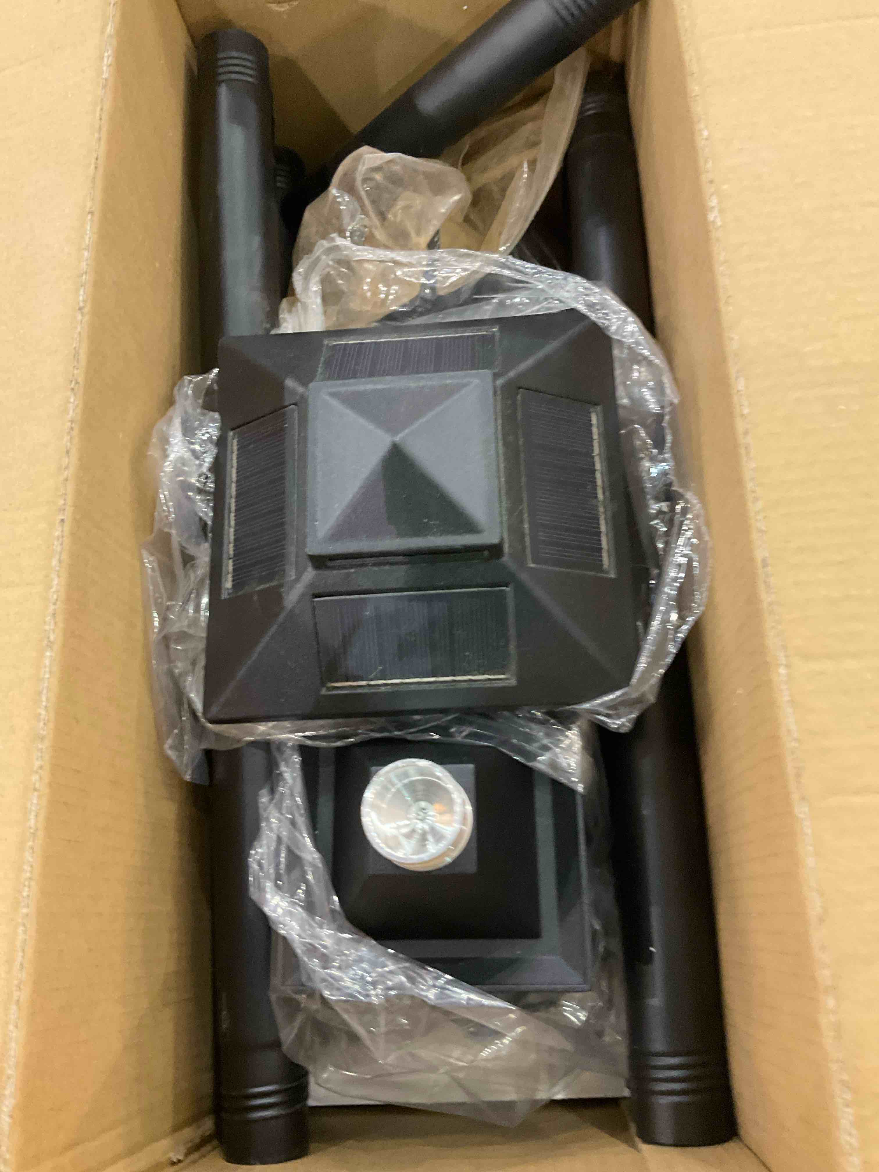 https://s3.amazonaws.com/lotting-images-prod/BargainHunt/EXS01231793_1712674262725.jpeg