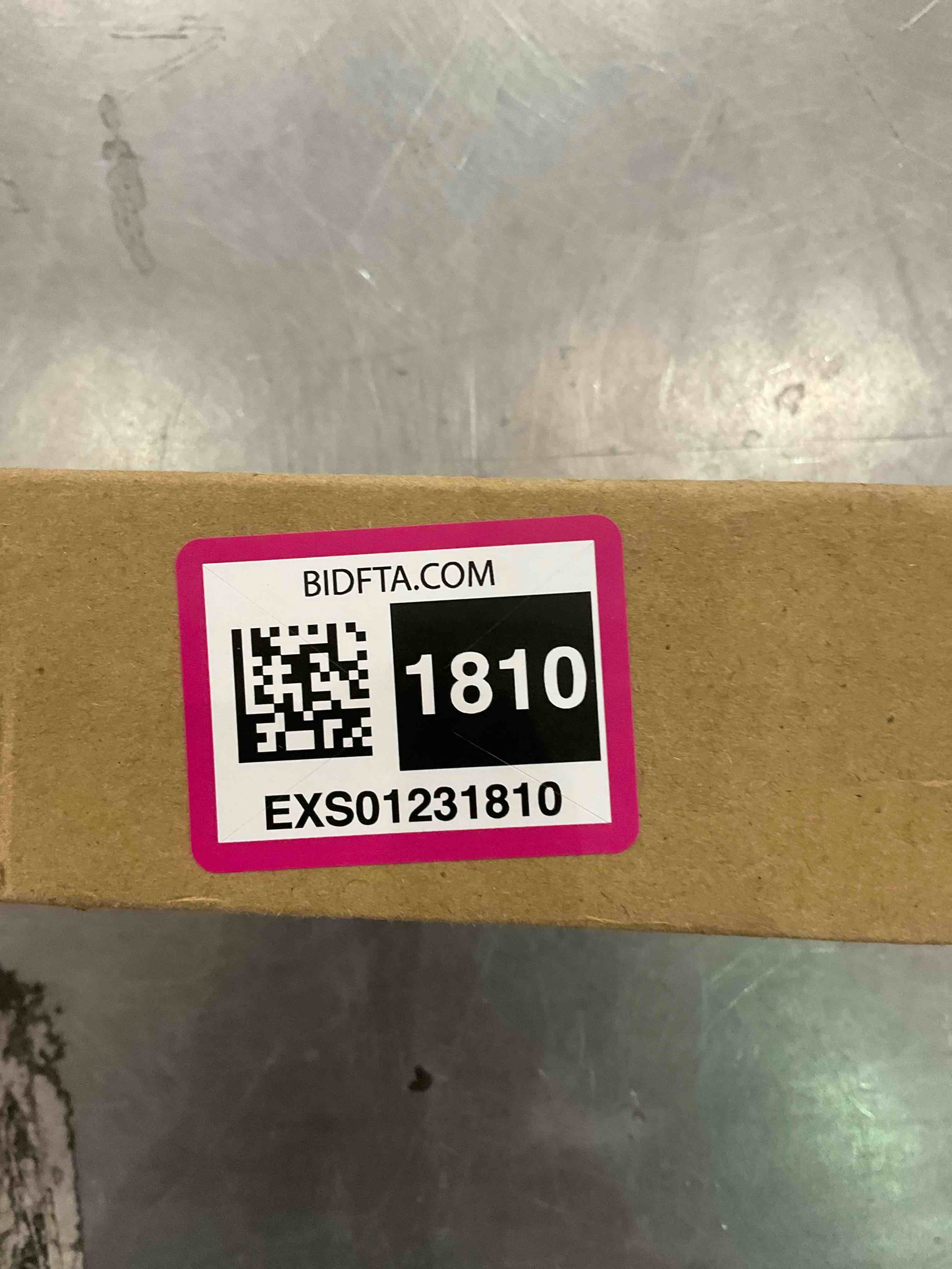 https://s3.amazonaws.com/lotting-images-prod/BargainHunt/EXS01231810_1712676965112.jpeg