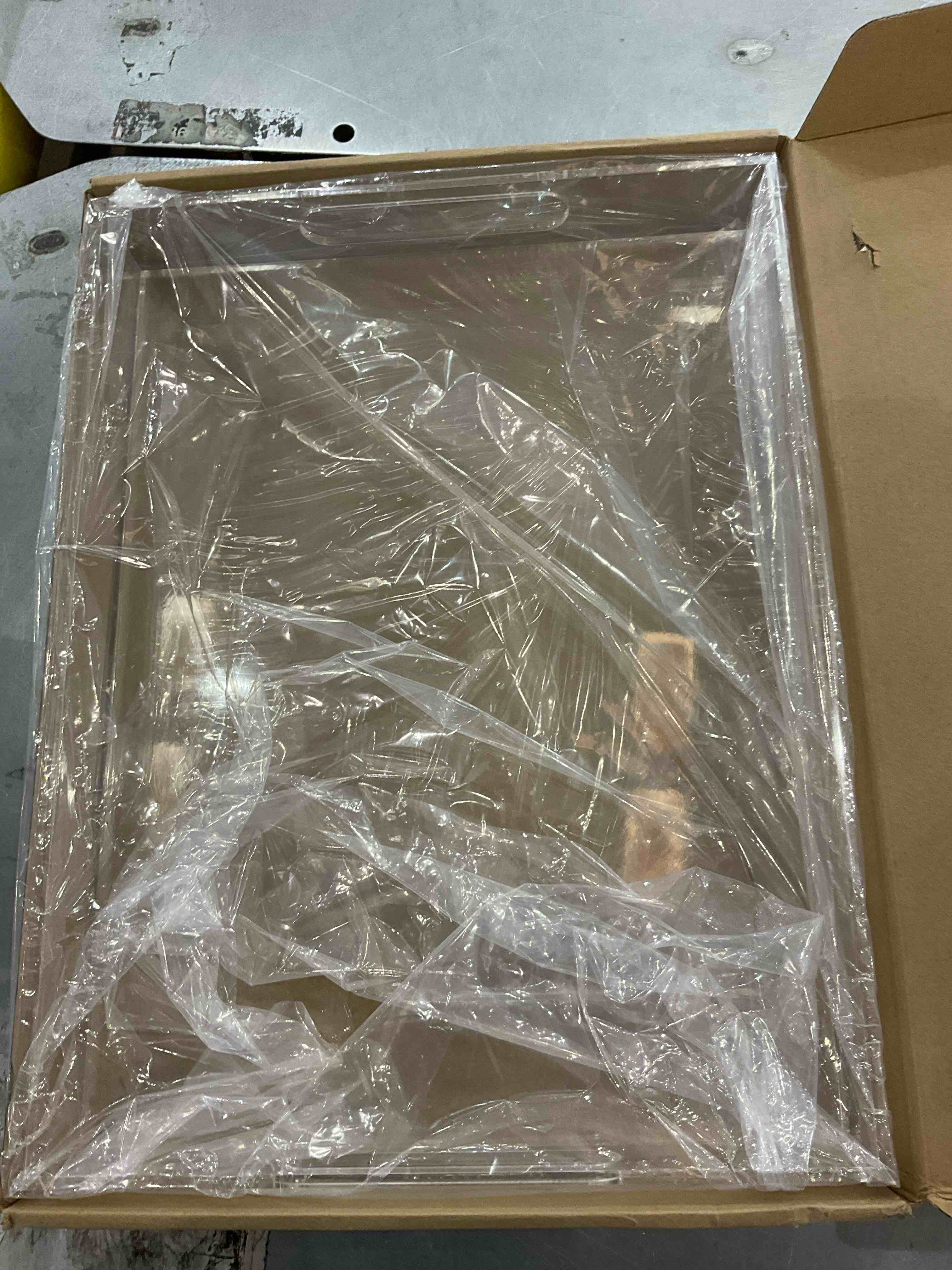 https://s3.amazonaws.com/lotting-images-prod/BargainHunt/EXS01231811_1712677011449.jpeg