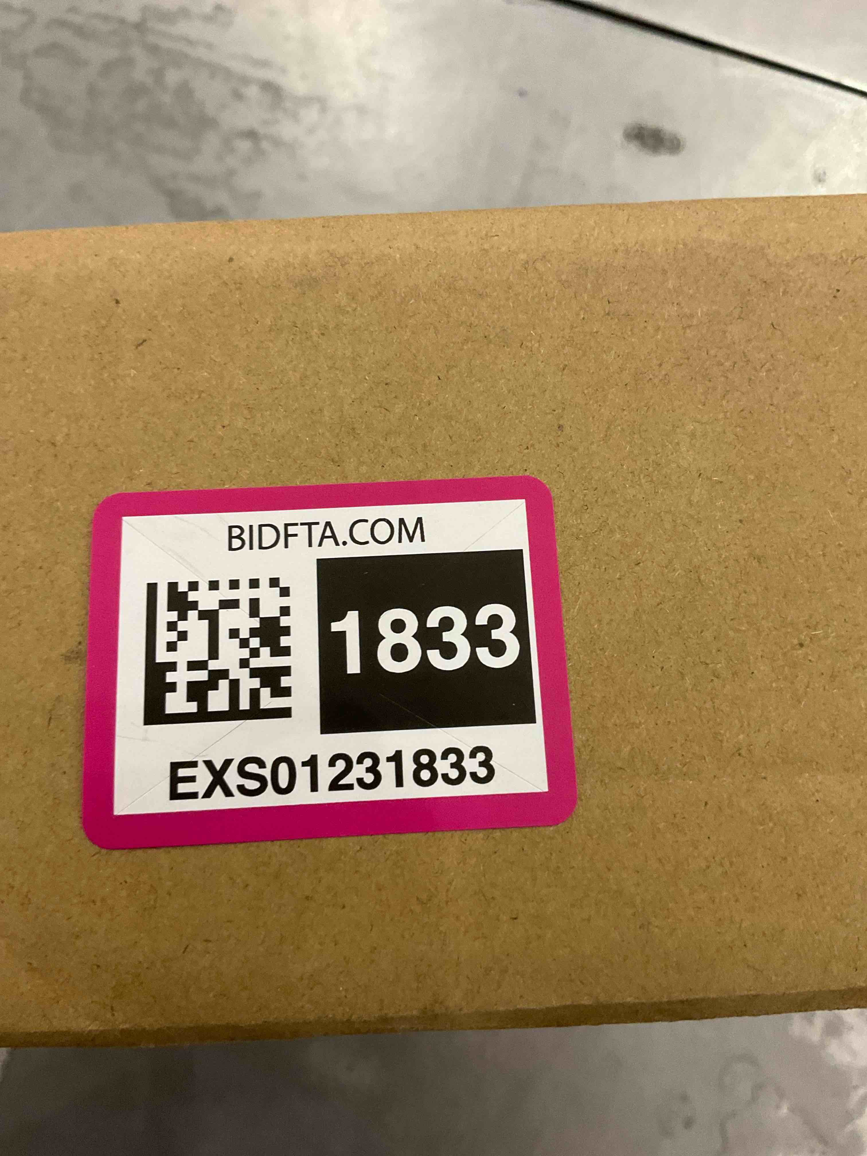 https://s3.amazonaws.com/lotting-images-prod/BargainHunt/EXS01231833_1712682743025.jpeg