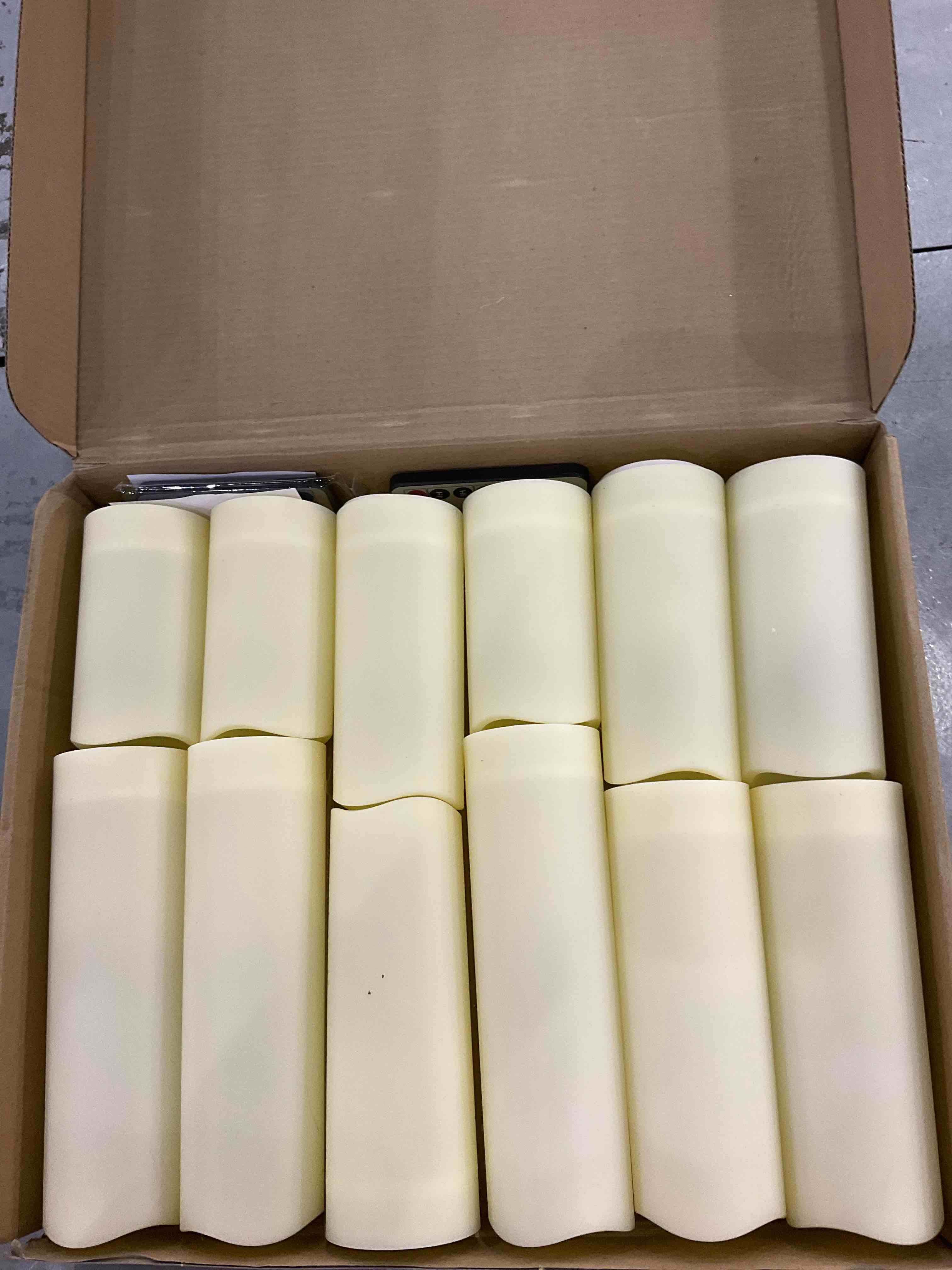 https://s3.amazonaws.com/lotting-images-prod/BargainHunt/EXS01231906_1712751675839.jpeg