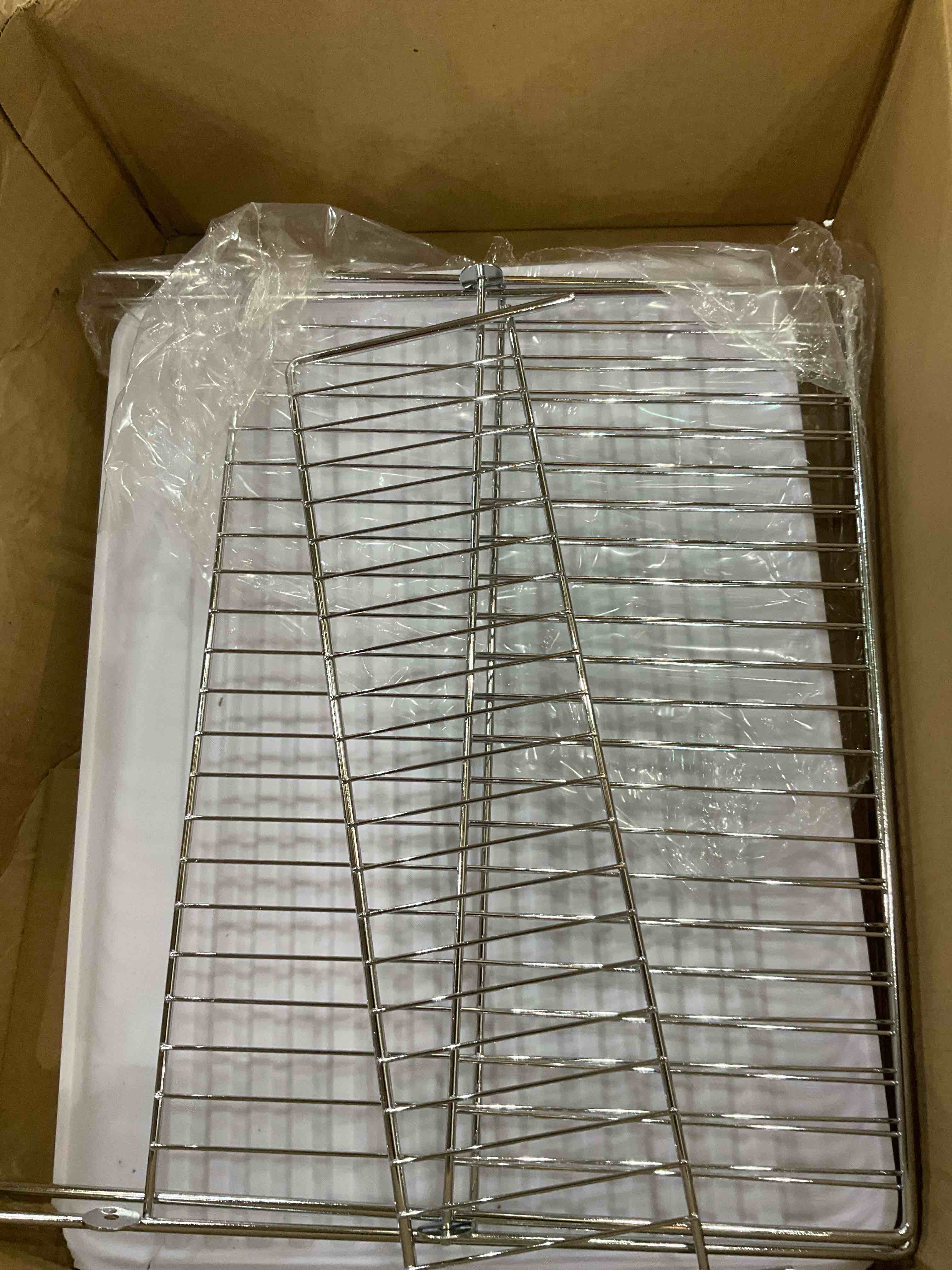 https://s3.amazonaws.com/lotting-images-prod/BargainHunt/EXS01231941_1712758310381.jpeg