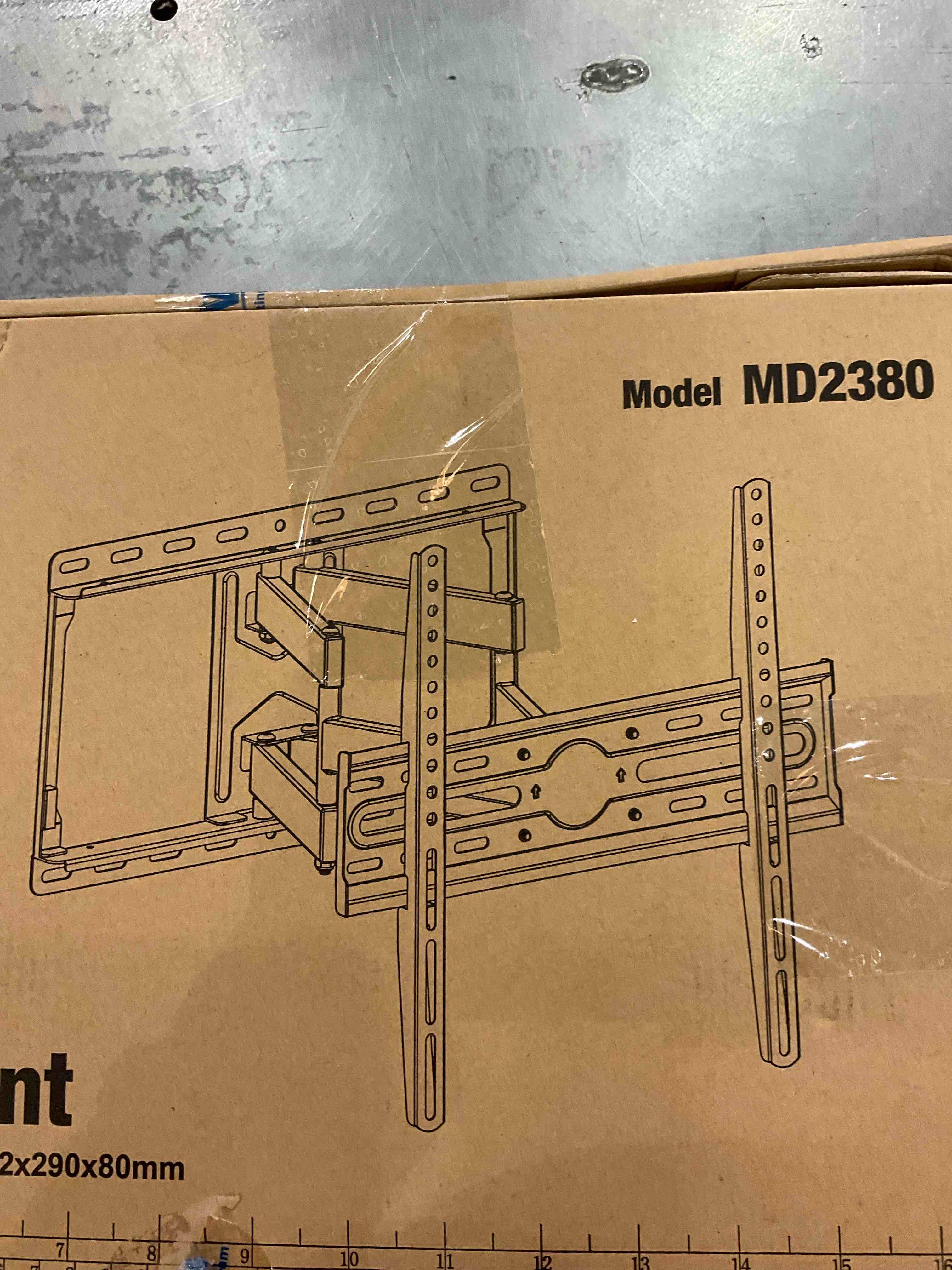 https://s3.amazonaws.com/lotting-images-prod/BargainHunt/EXS01231983_1712767684003.jpeg