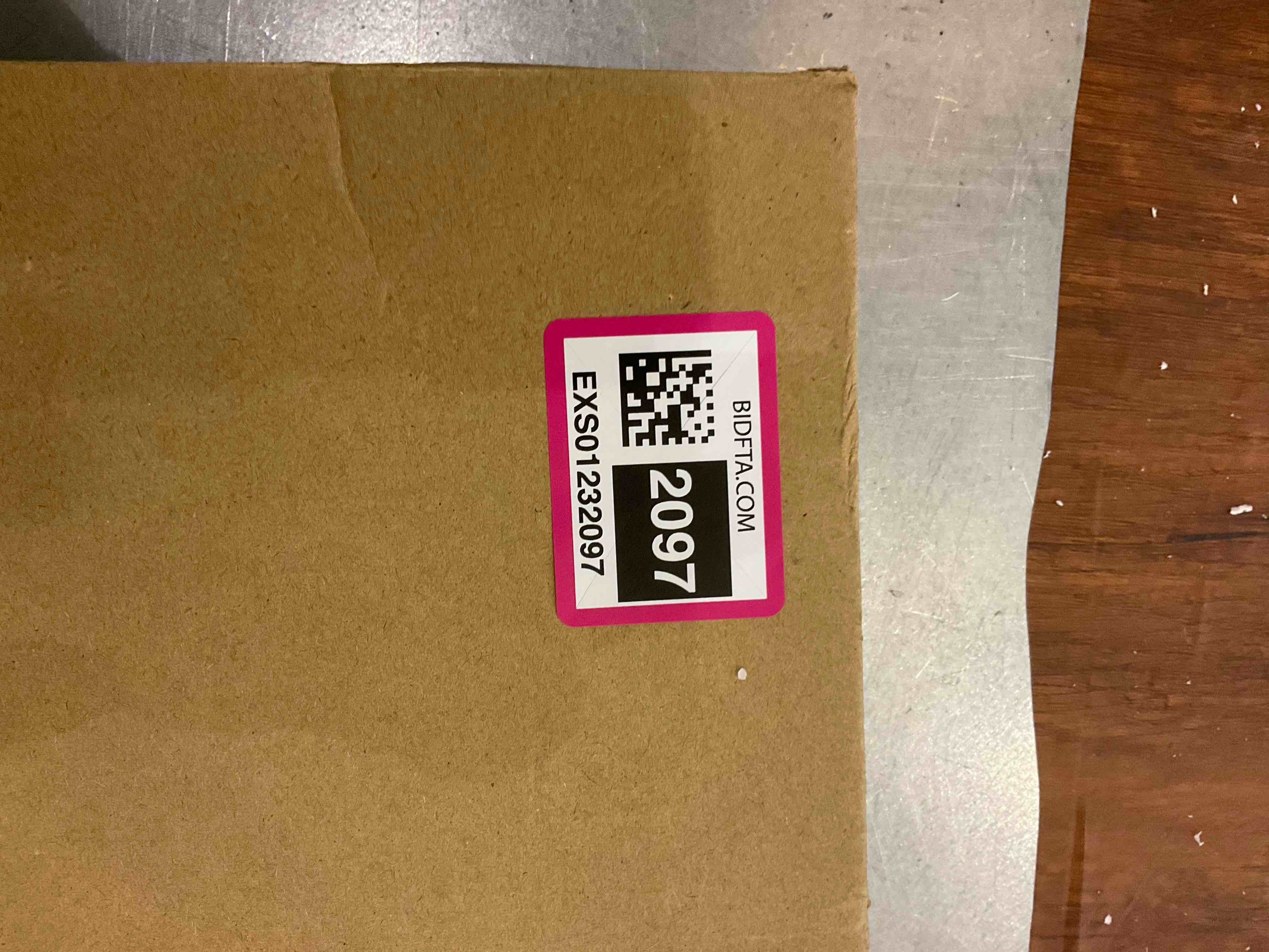 https://s3.amazonaws.com/lotting-images-prod/BargainHunt/EXS01232097_1712339127770.jpeg