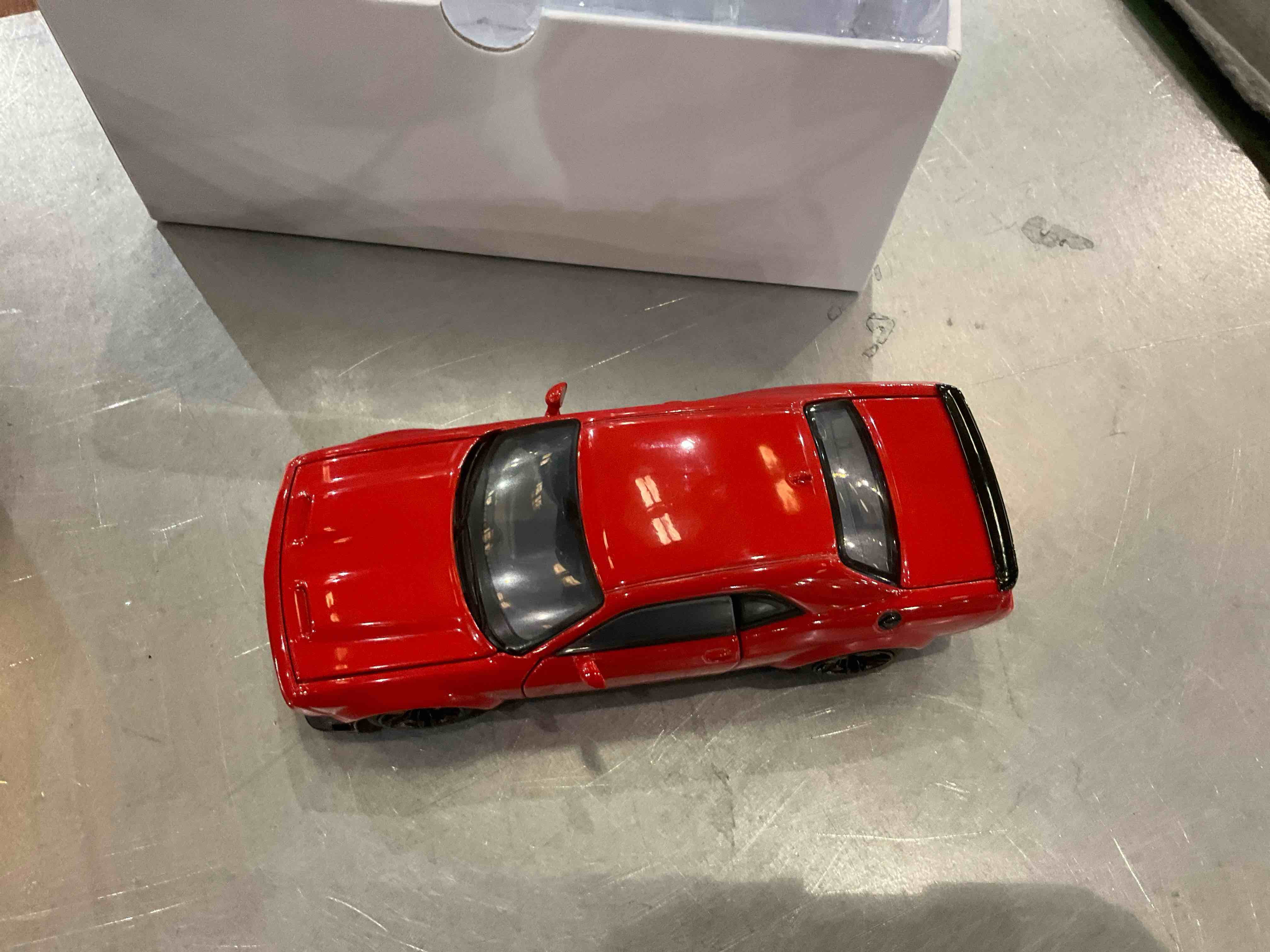 https://s3.amazonaws.com/lotting-images-prod/BargainHunt/EXS01232114_1712343641629.jpeg