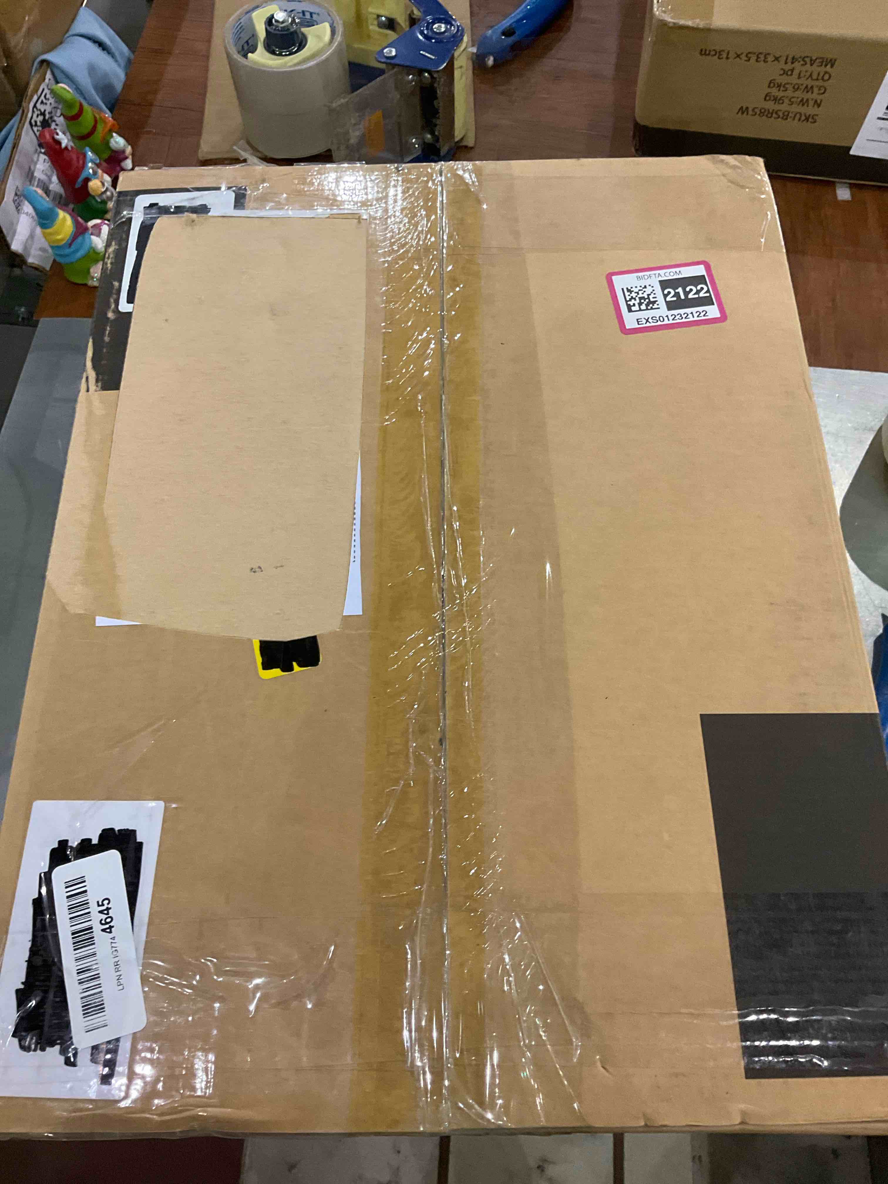 https://s3.amazonaws.com/lotting-images-prod/BargainHunt/EXS01232122_1712575156036.jpeg