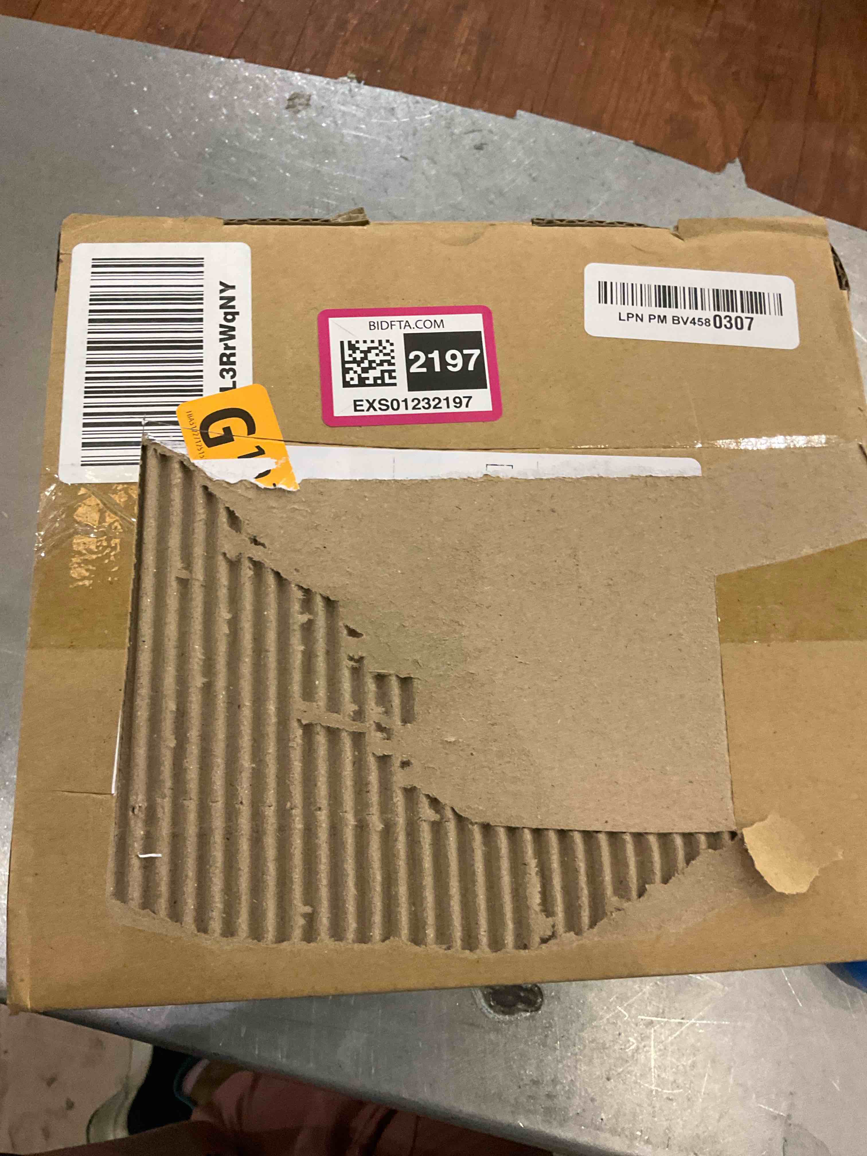 https://s3.amazonaws.com/lotting-images-prod/BargainHunt/EXS01232197_1712598759288.jpeg