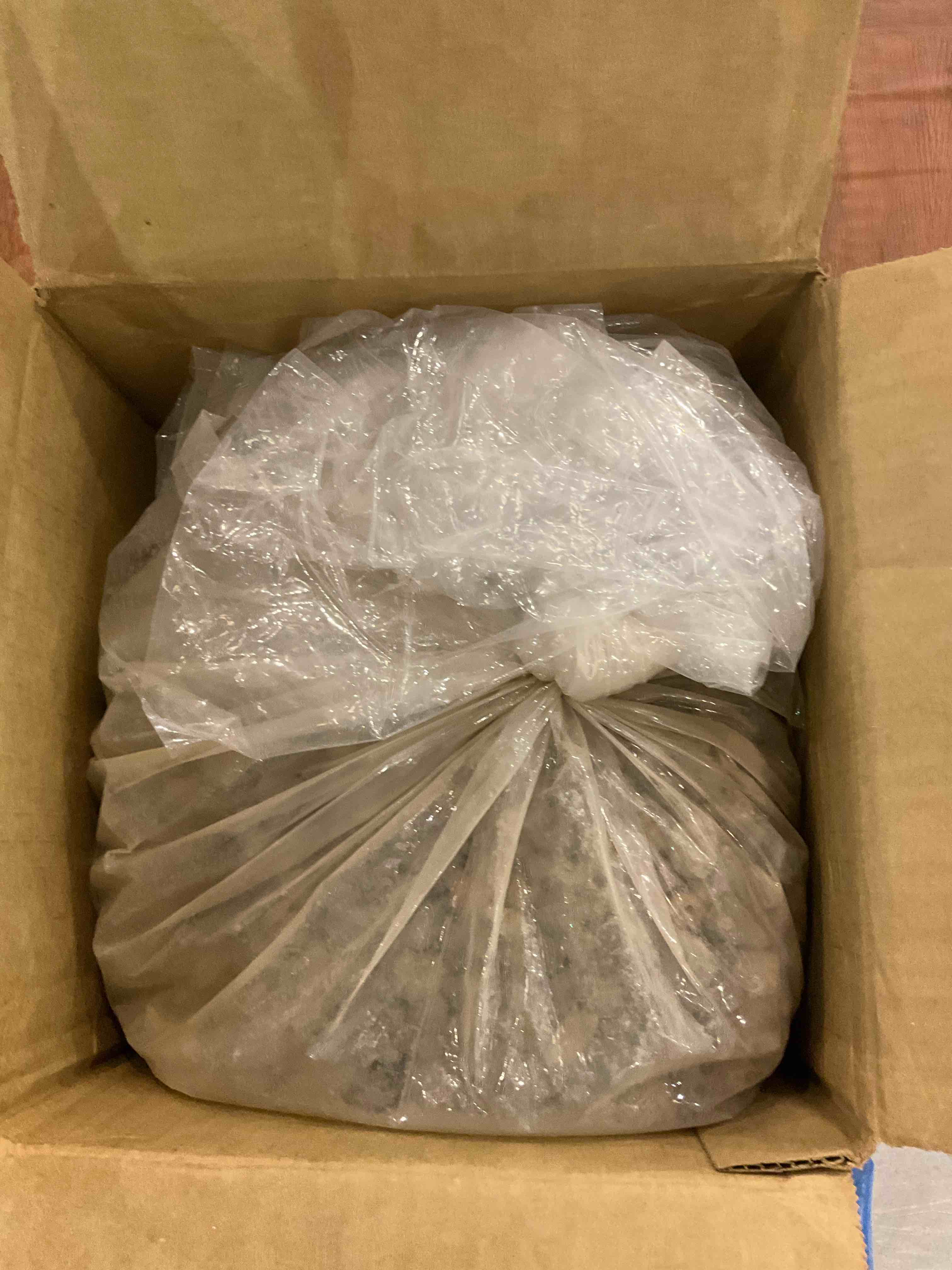 https://s3.amazonaws.com/lotting-images-prod/BargainHunt/EXS01232322_1712680777094.jpeg