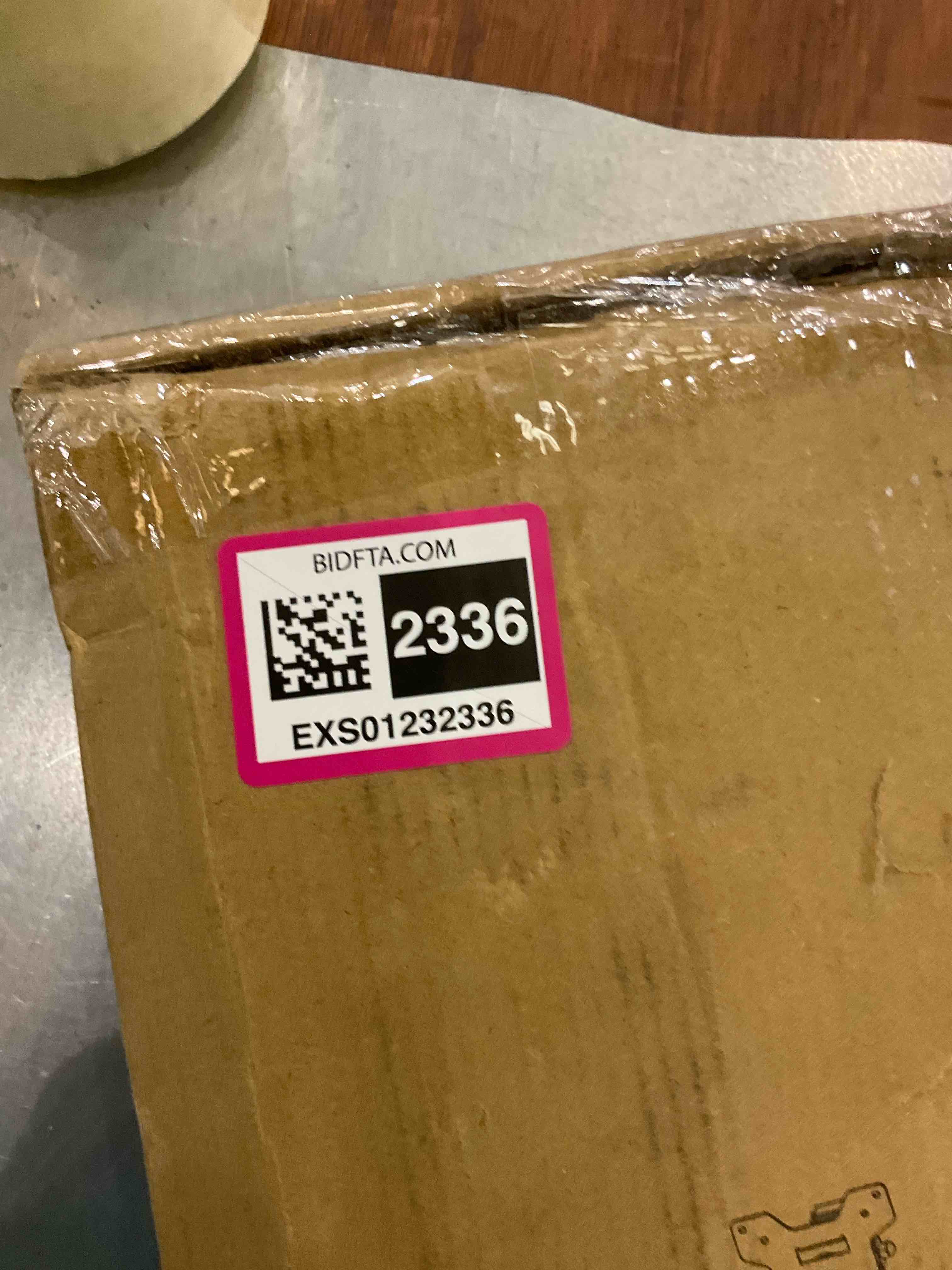 https://s3.amazonaws.com/lotting-images-prod/BargainHunt/EXS01232336_1712682175846.jpeg