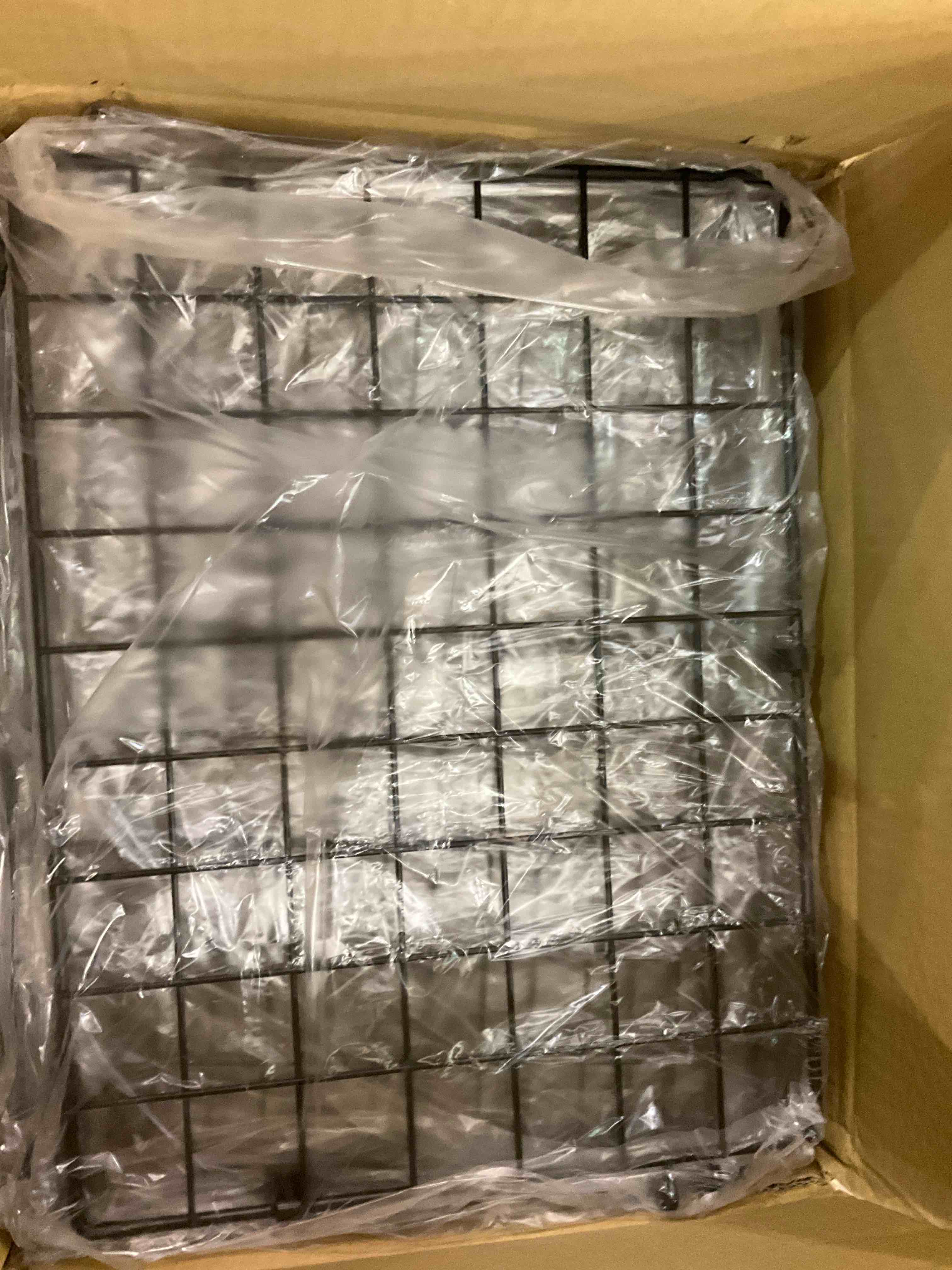 https://s3.amazonaws.com/lotting-images-prod/BargainHunt/EXS01232343_1712683091514.jpeg