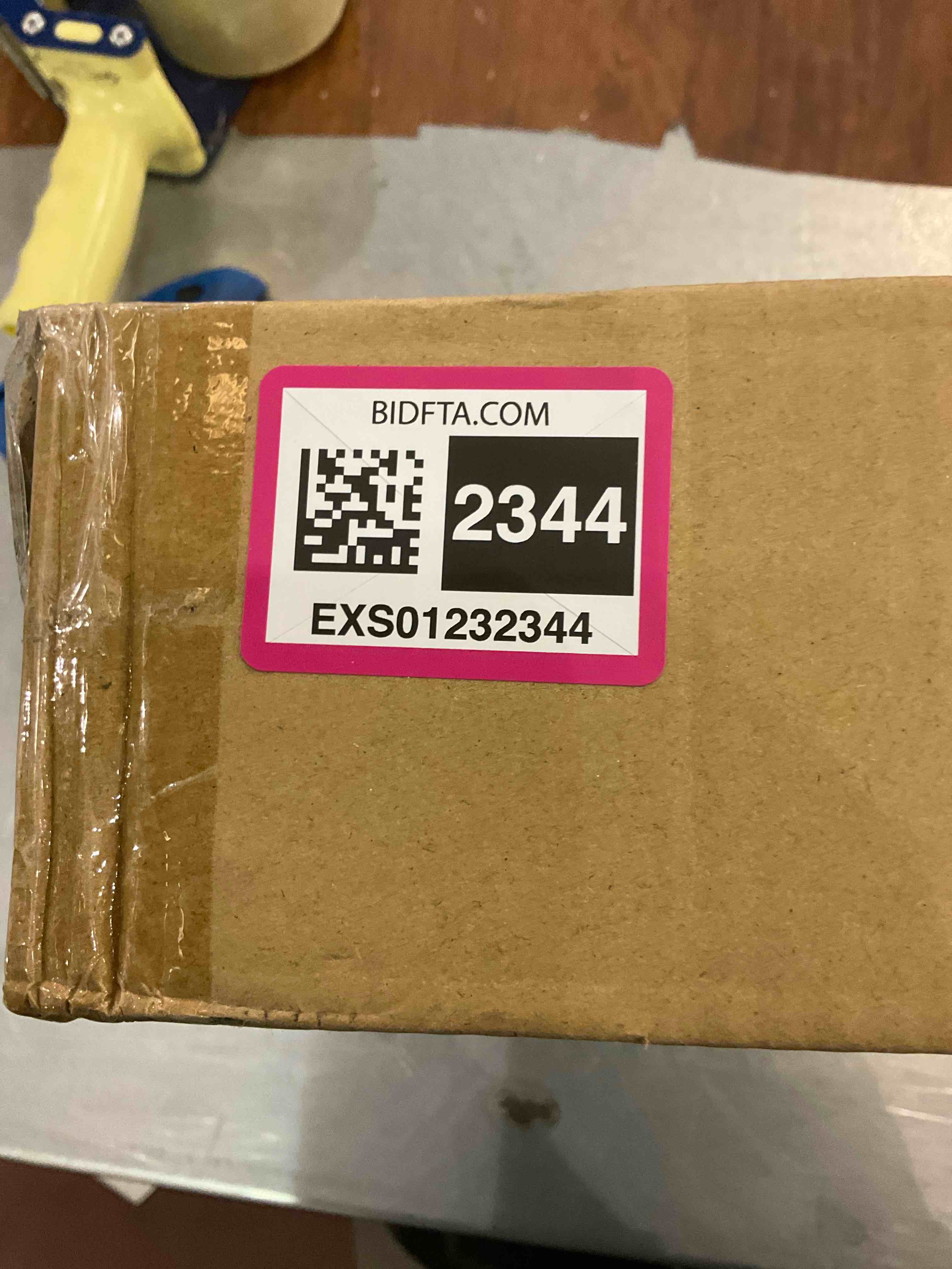 https://s3.amazonaws.com/lotting-images-prod/BargainHunt/EXS01232344_1712683223213.jpeg