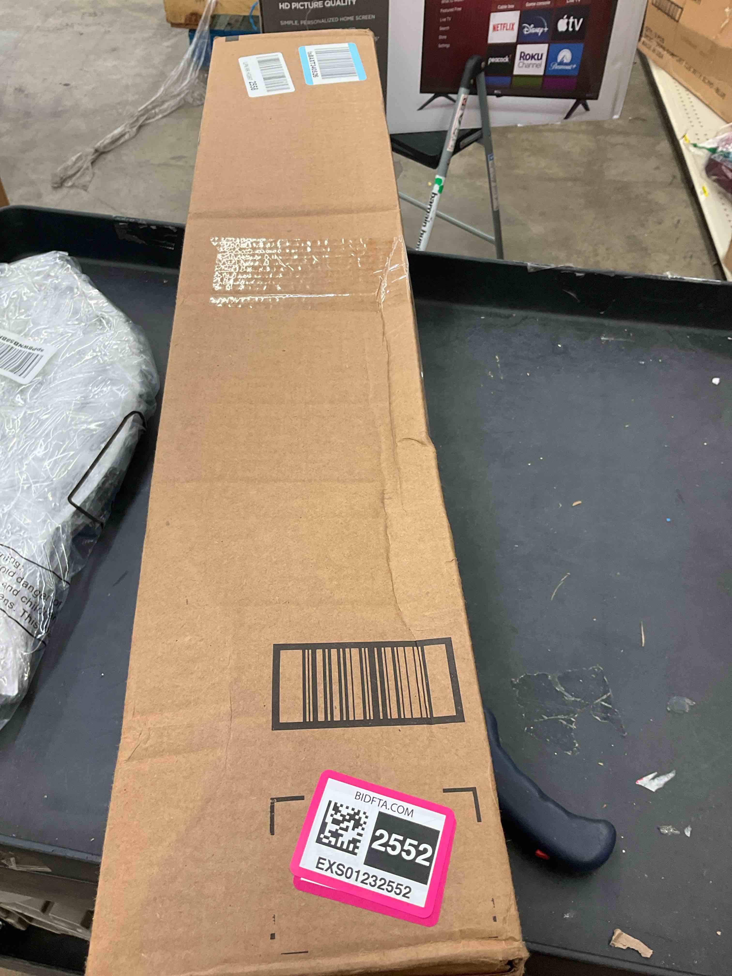 https://s3.amazonaws.com/lotting-images-prod/BargainHunt/EXS01232552_1712940814920.jpeg