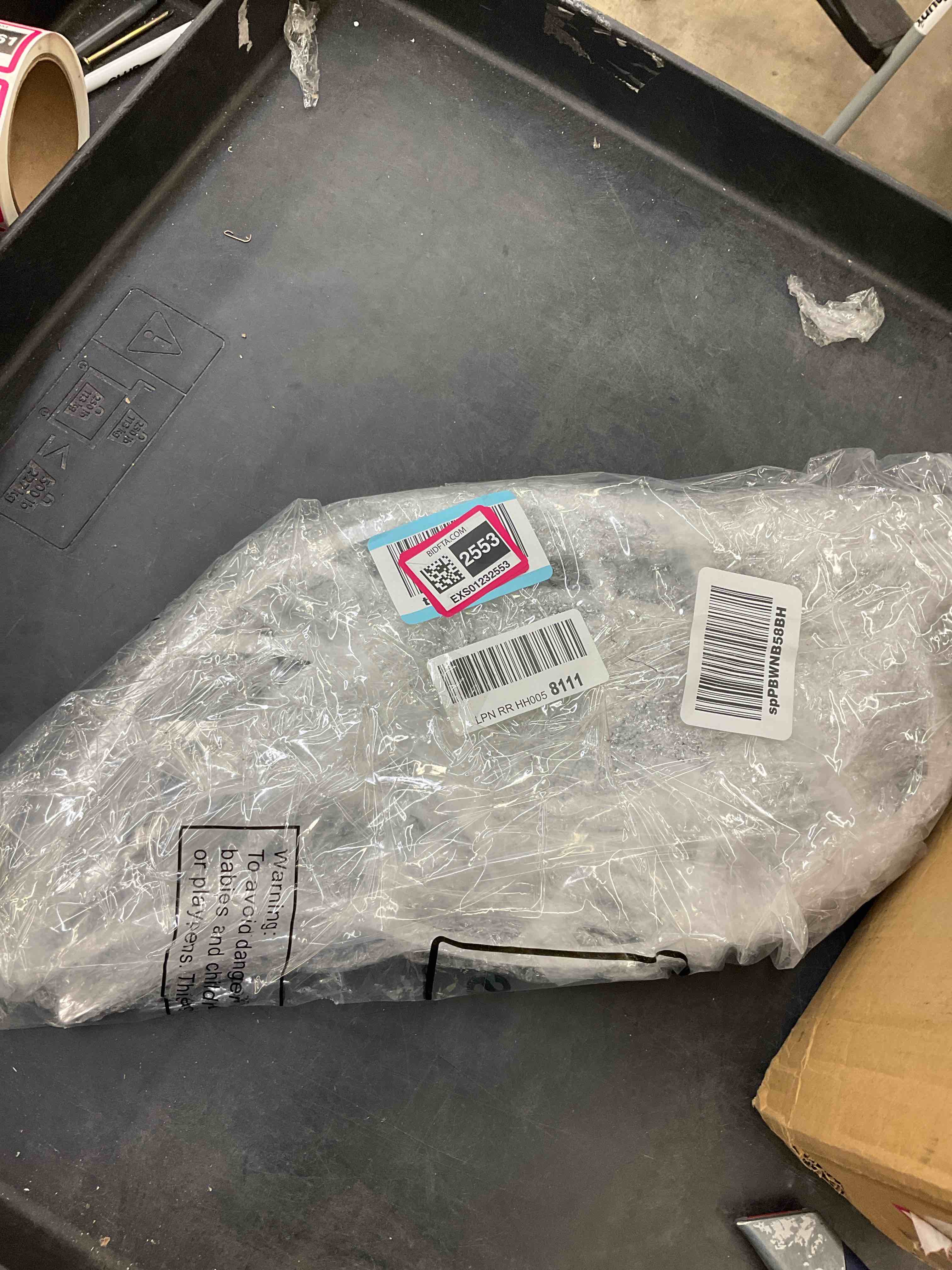 https://s3.amazonaws.com/lotting-images-prod/BargainHunt/EXS01232553_1712940882314.jpeg