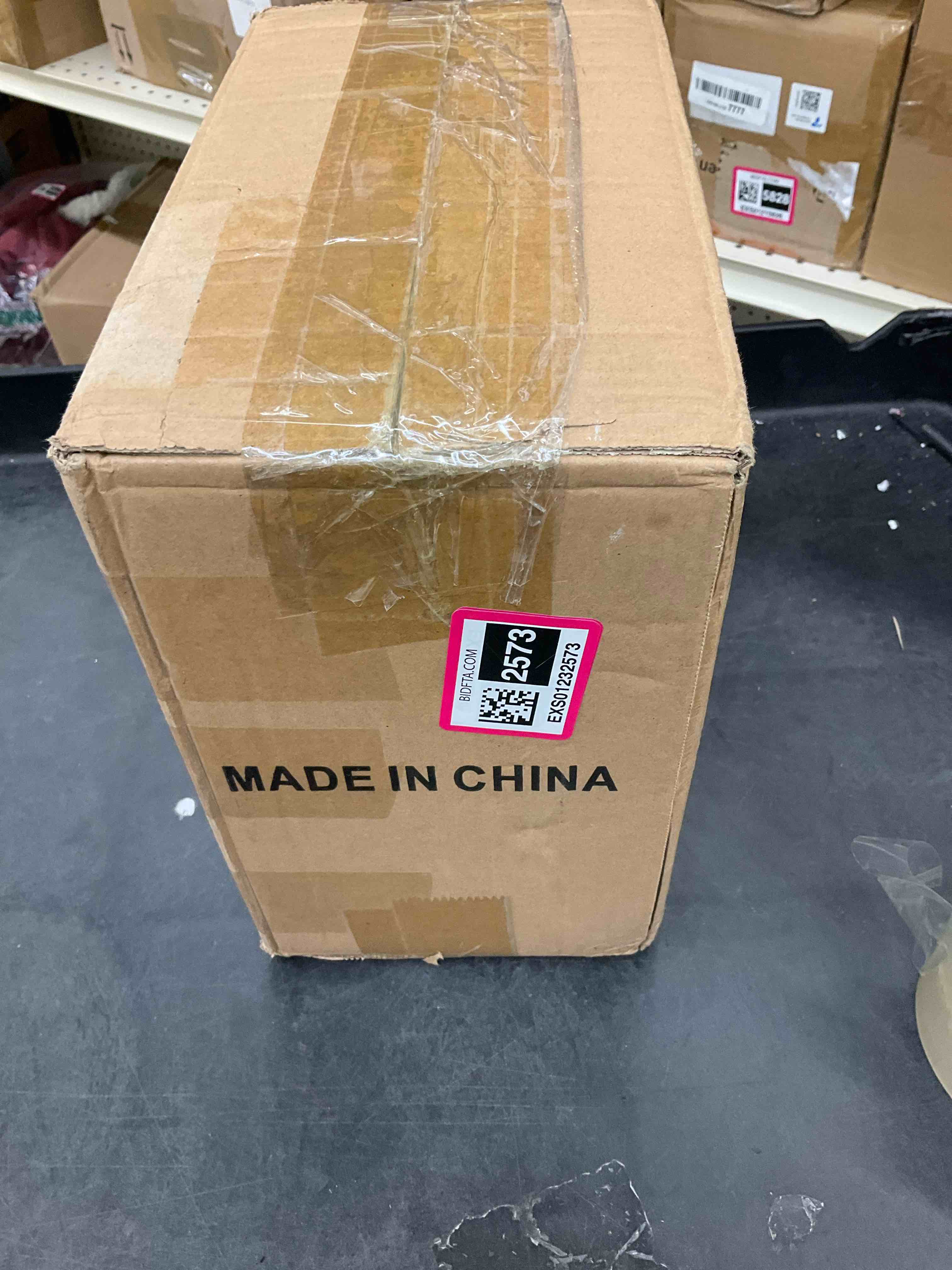https://s3.amazonaws.com/lotting-images-prod/BargainHunt/EXS01232573_1712948043557.jpeg
