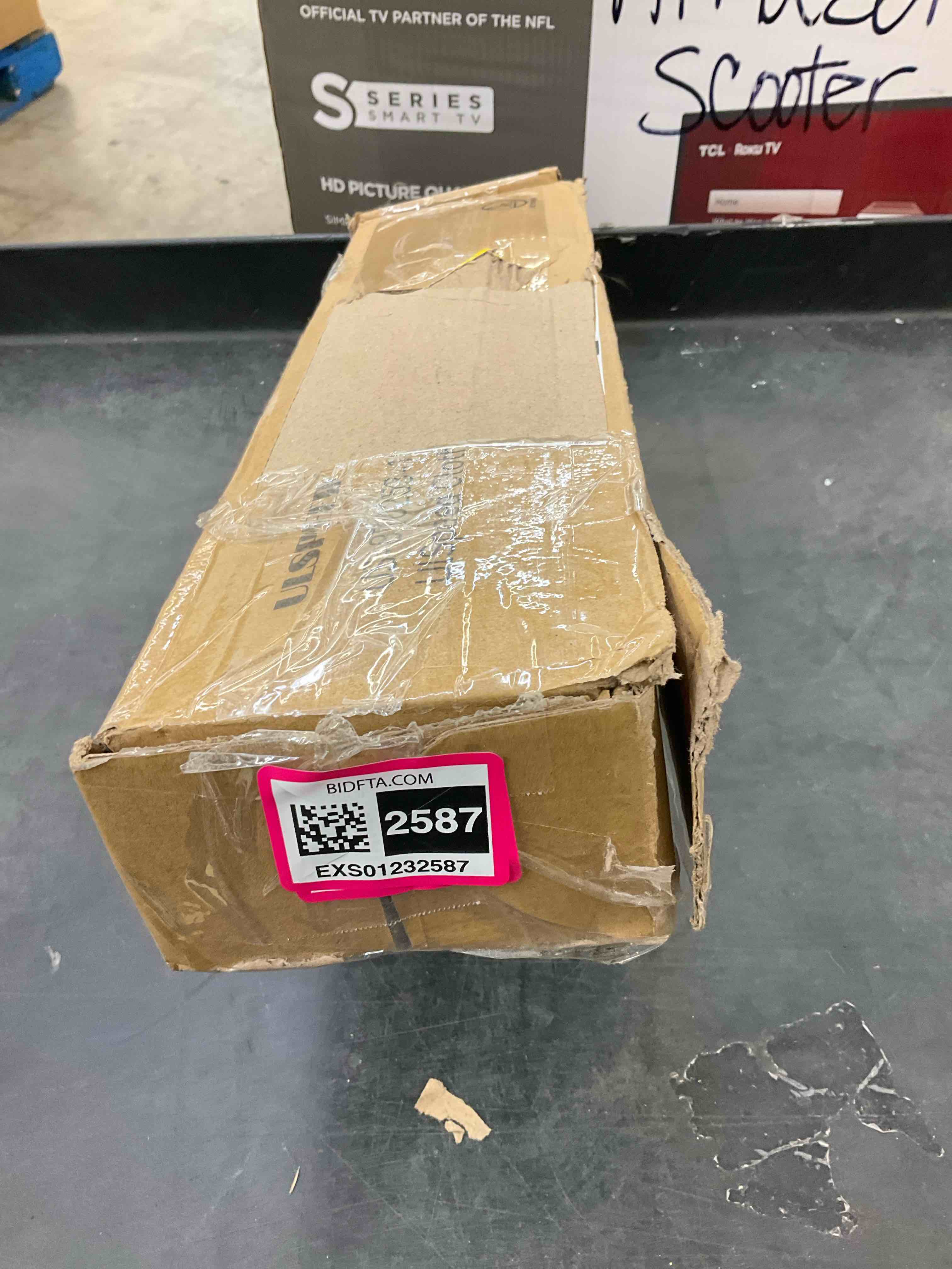 https://s3.amazonaws.com/lotting-images-prod/BargainHunt/EXS01232587_1712949289505.jpeg
