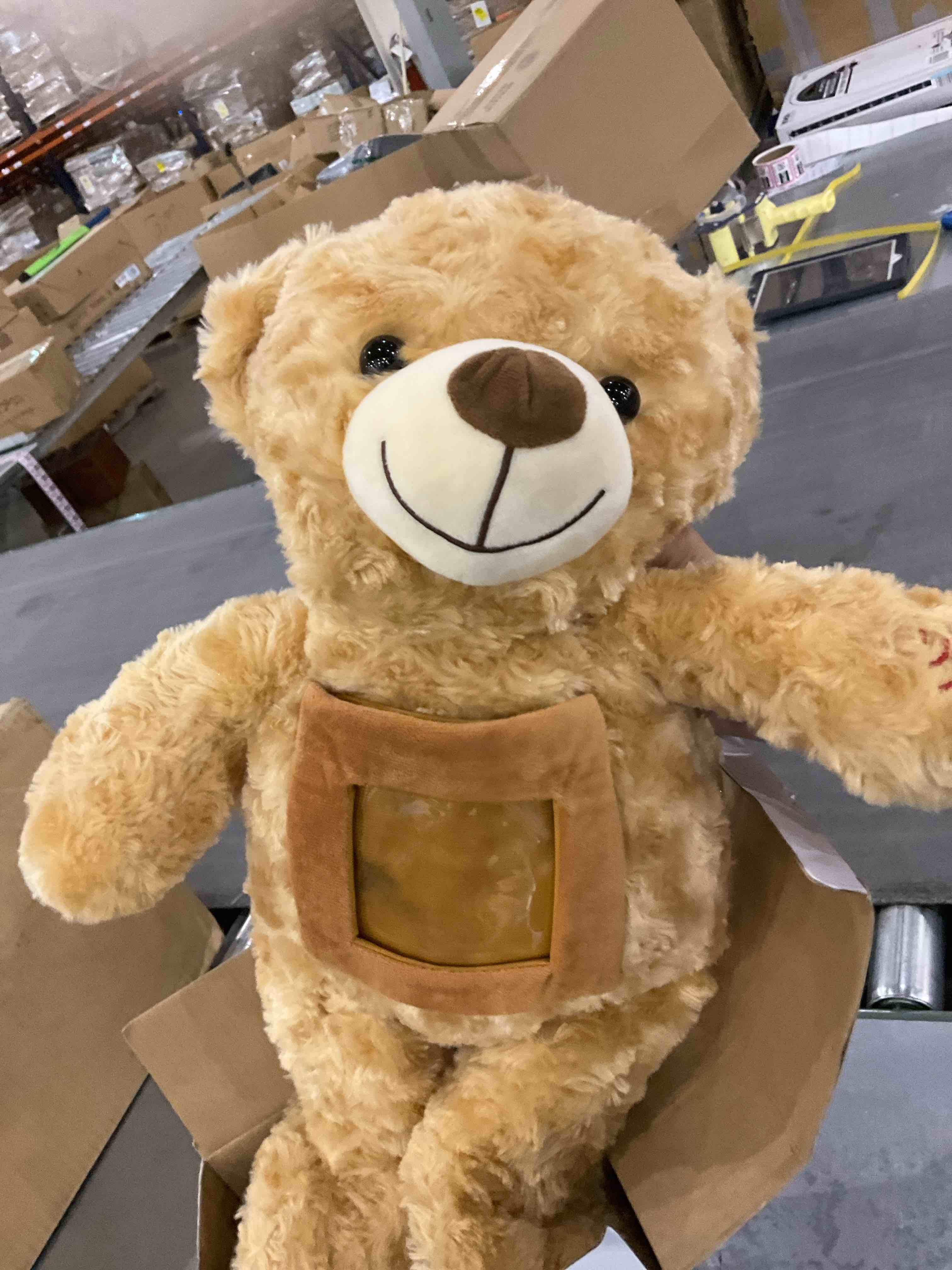 https://s3.amazonaws.com/lotting-images-prod/BargainHunt/EXS01234238_1712578139211.jpeg