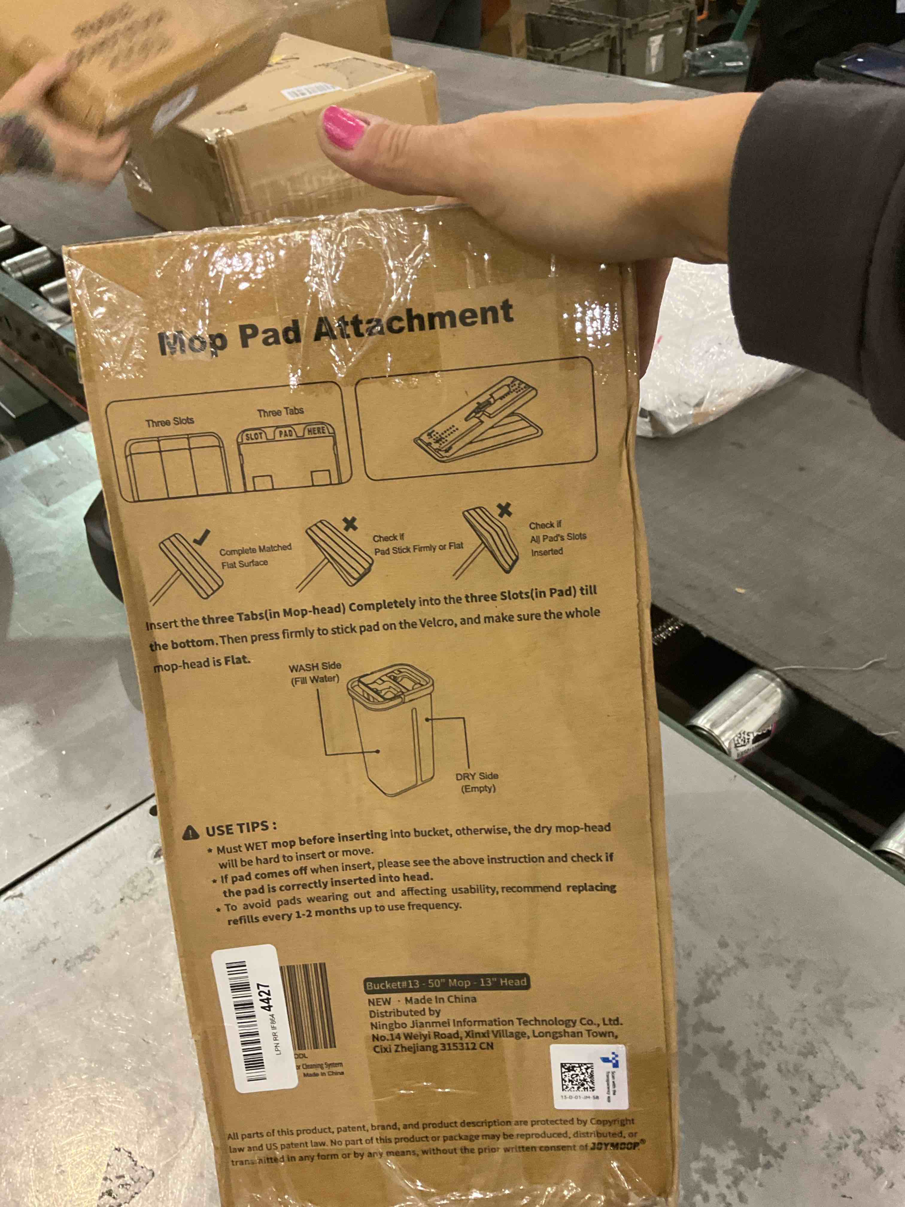 https://s3.amazonaws.com/lotting-images-prod/BargainHunt/EXS01234490_1712677661454.jpeg