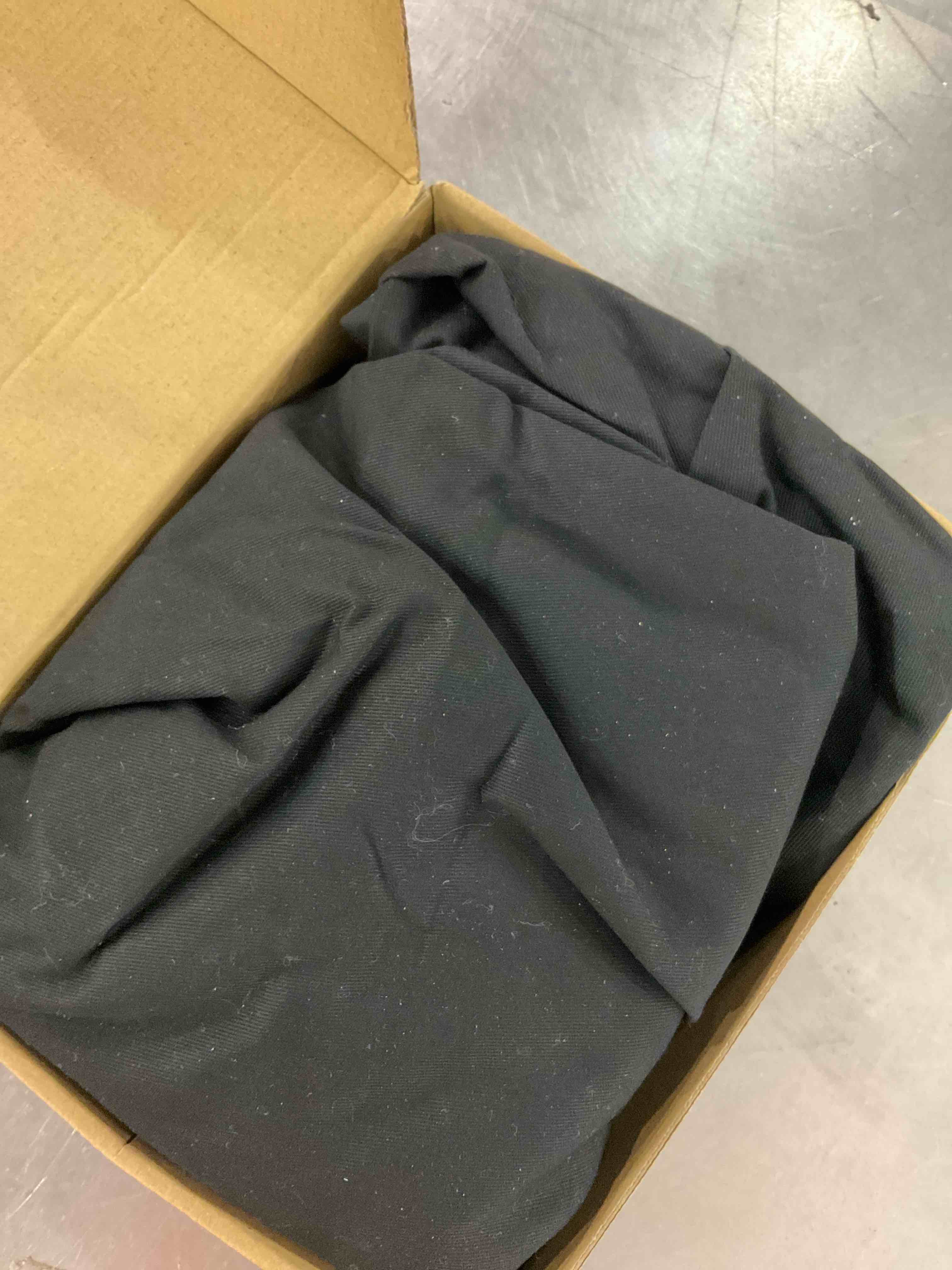https://s3.amazonaws.com/lotting-images-prod/BargainHunt/EXS01234705_1712073184386.jpeg