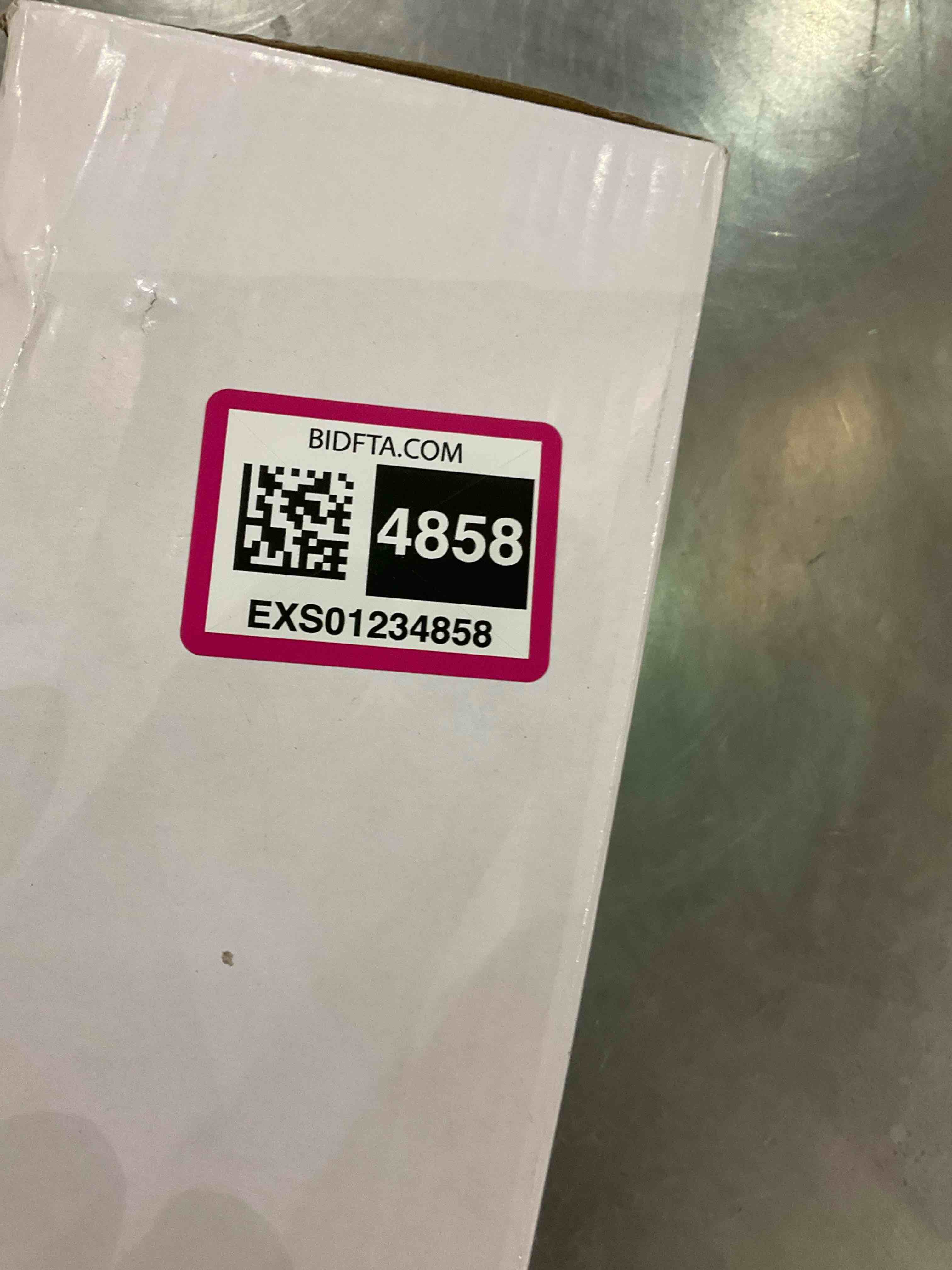 https://s3.amazonaws.com/lotting-images-prod/BargainHunt/EXS01234858_1712170159207.jpeg