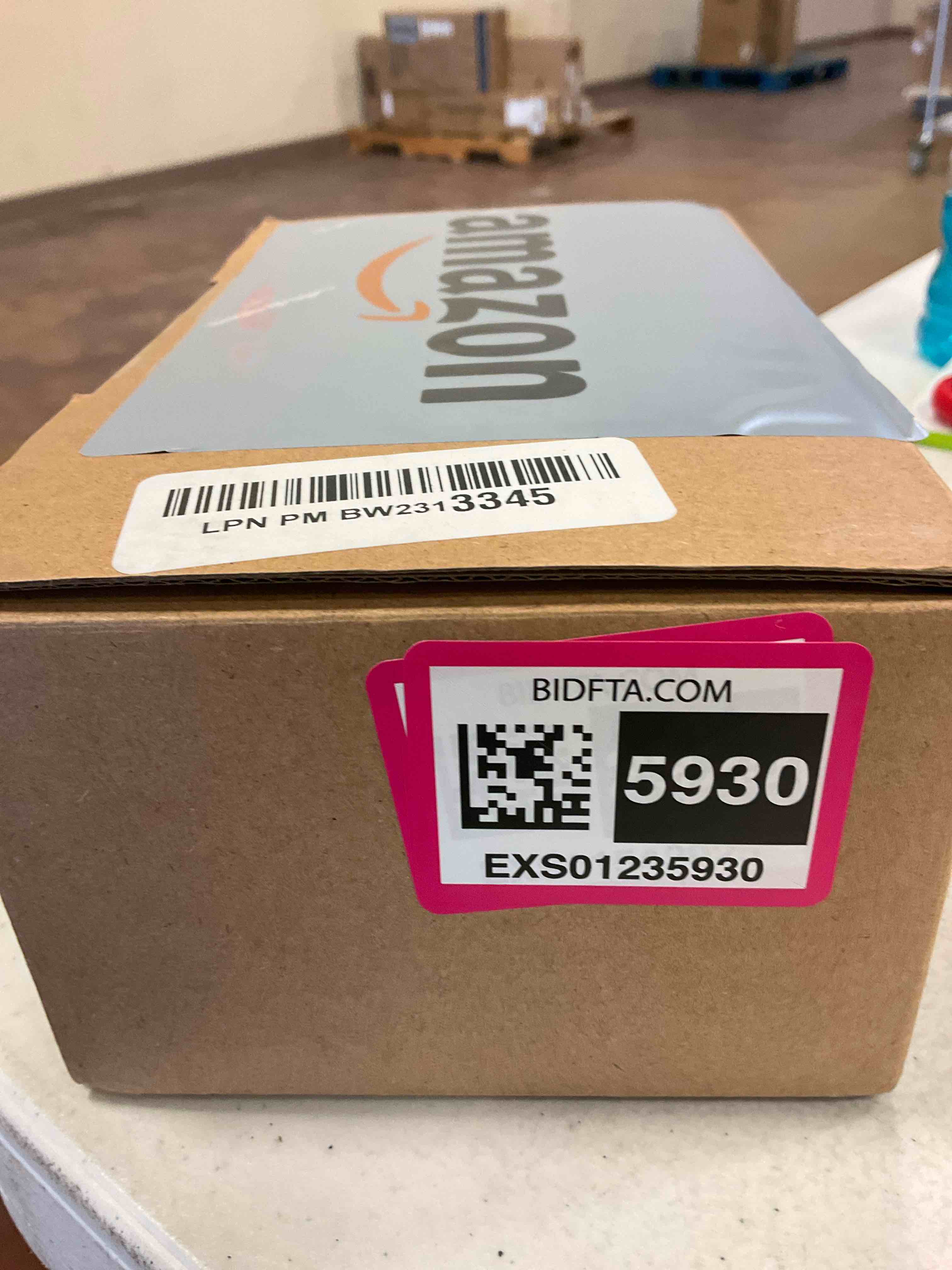 https://s3.amazonaws.com/lotting-images-prod/BargainHunt/EXS01235930_1717188731168.jpeg
