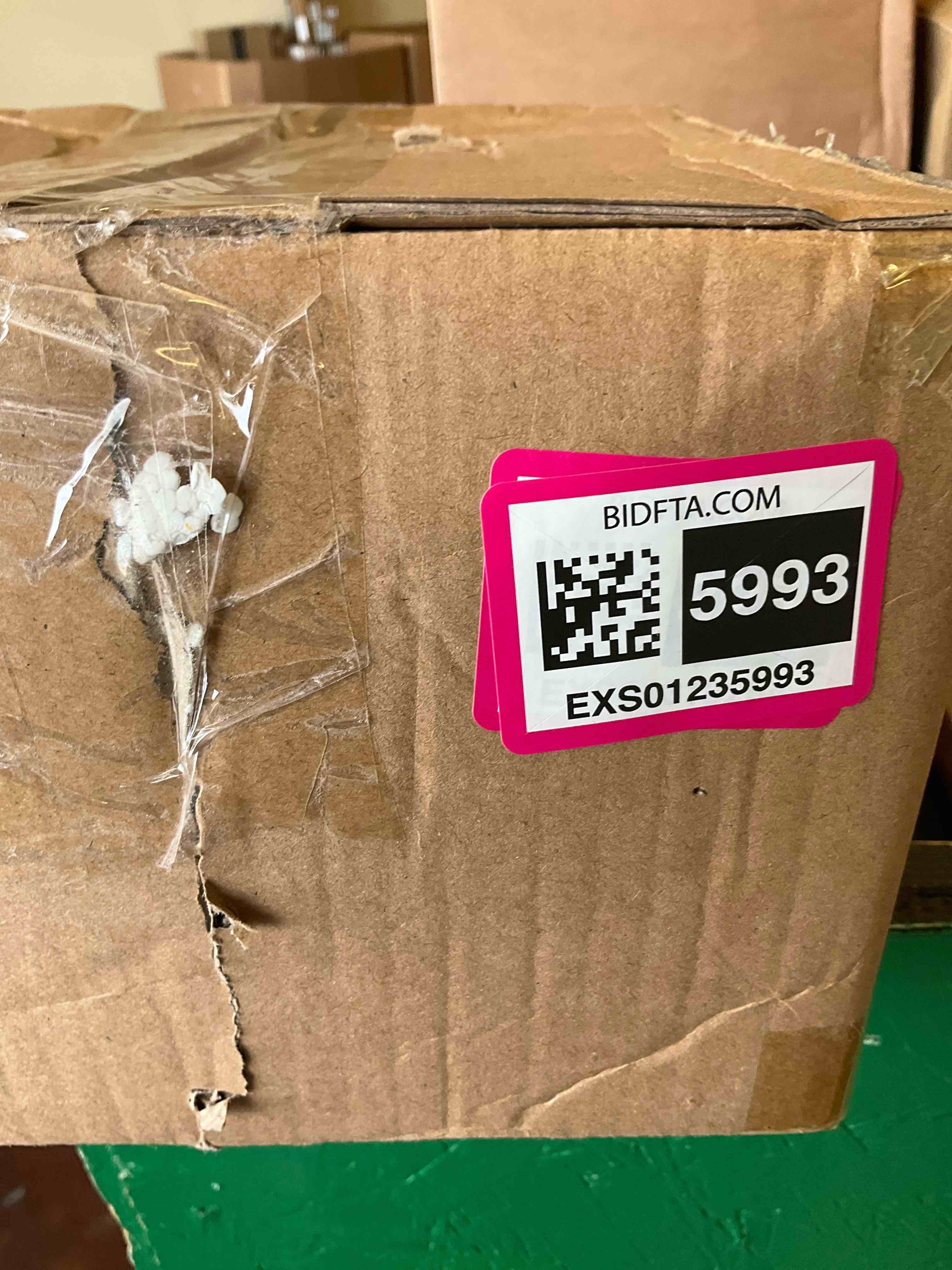 https://s3.amazonaws.com/lotting-images-prod/BargainHunt/EXS01235993_1718208327469.jpeg