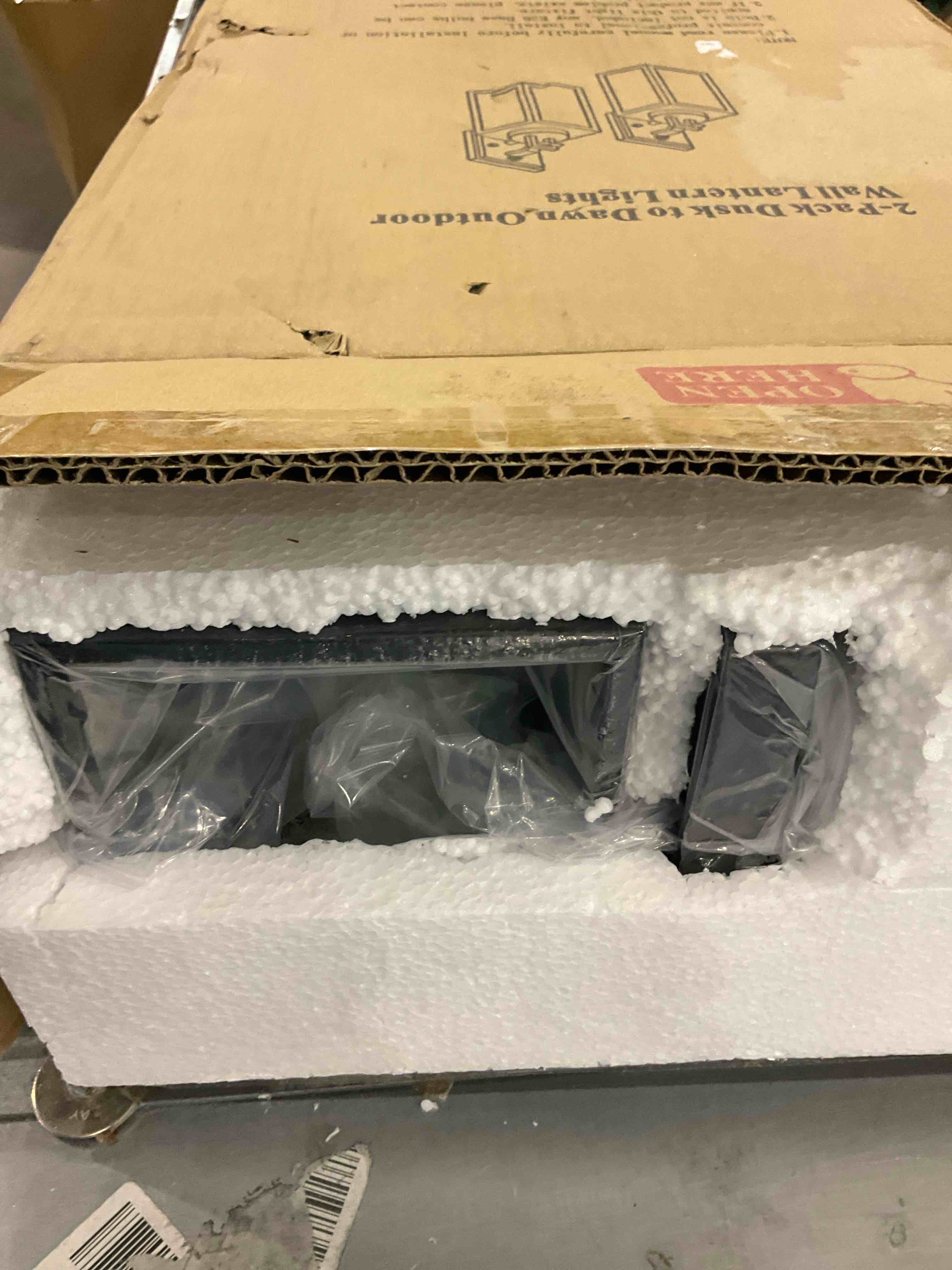 https://s3.amazonaws.com/lotting-images-prod/BargainHunt/EXS01236054_1713551824406.jpeg