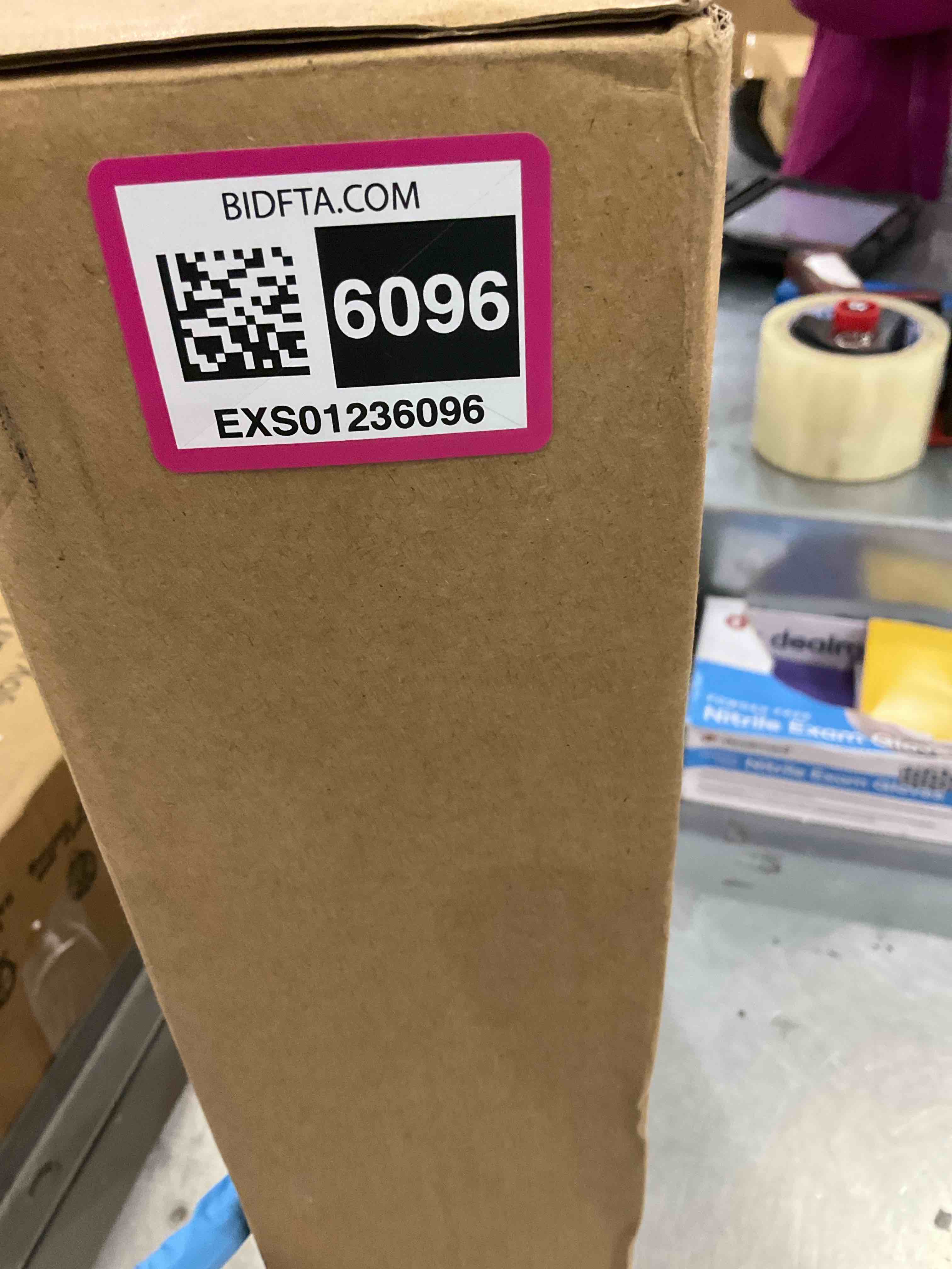https://s3.amazonaws.com/lotting-images-prod/BargainHunt/EXS01236096_1713788699293.jpeg