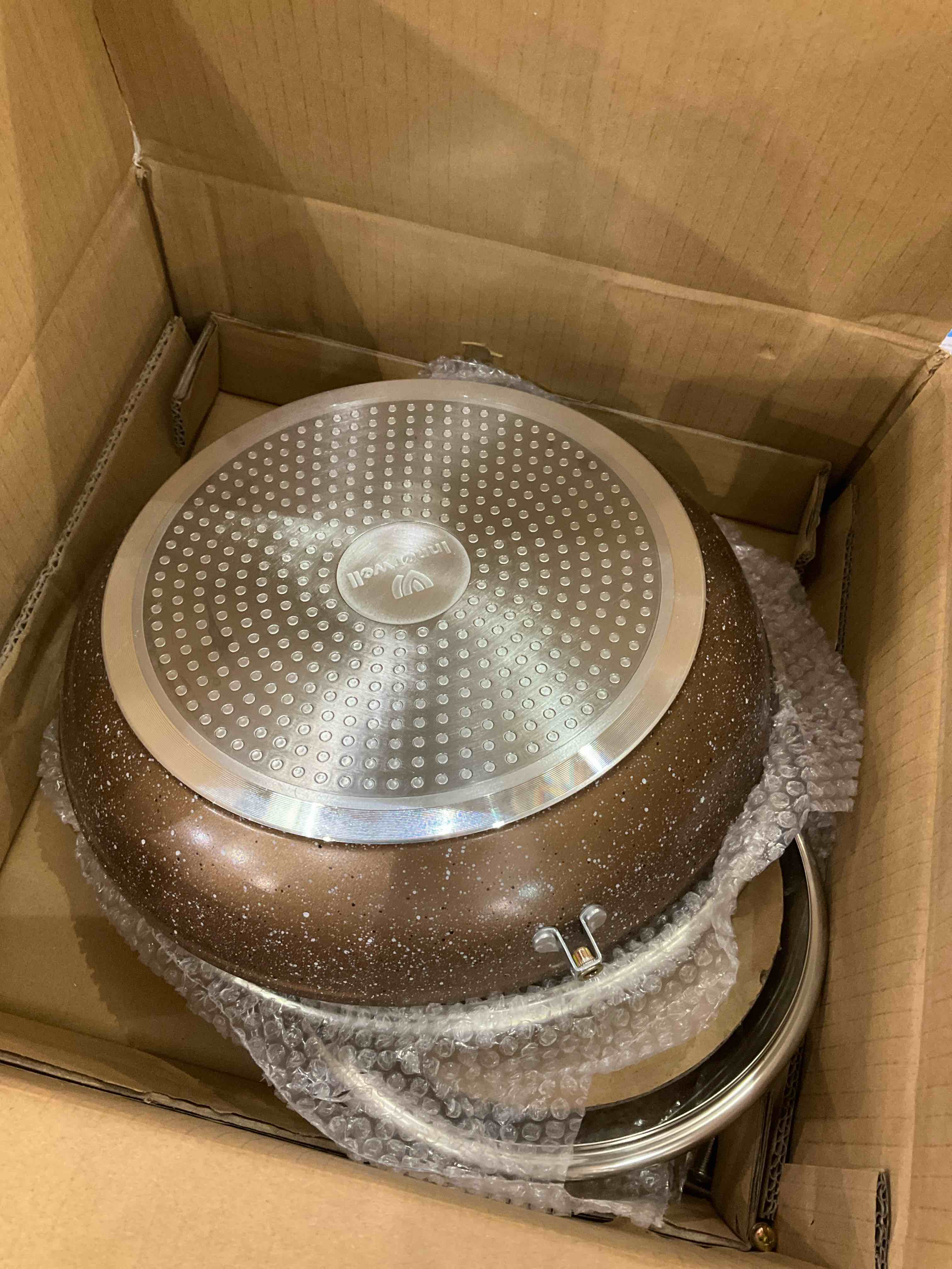 https://s3.amazonaws.com/lotting-images-prod/BargainHunt/EXS01236098_1713788844803.jpeg