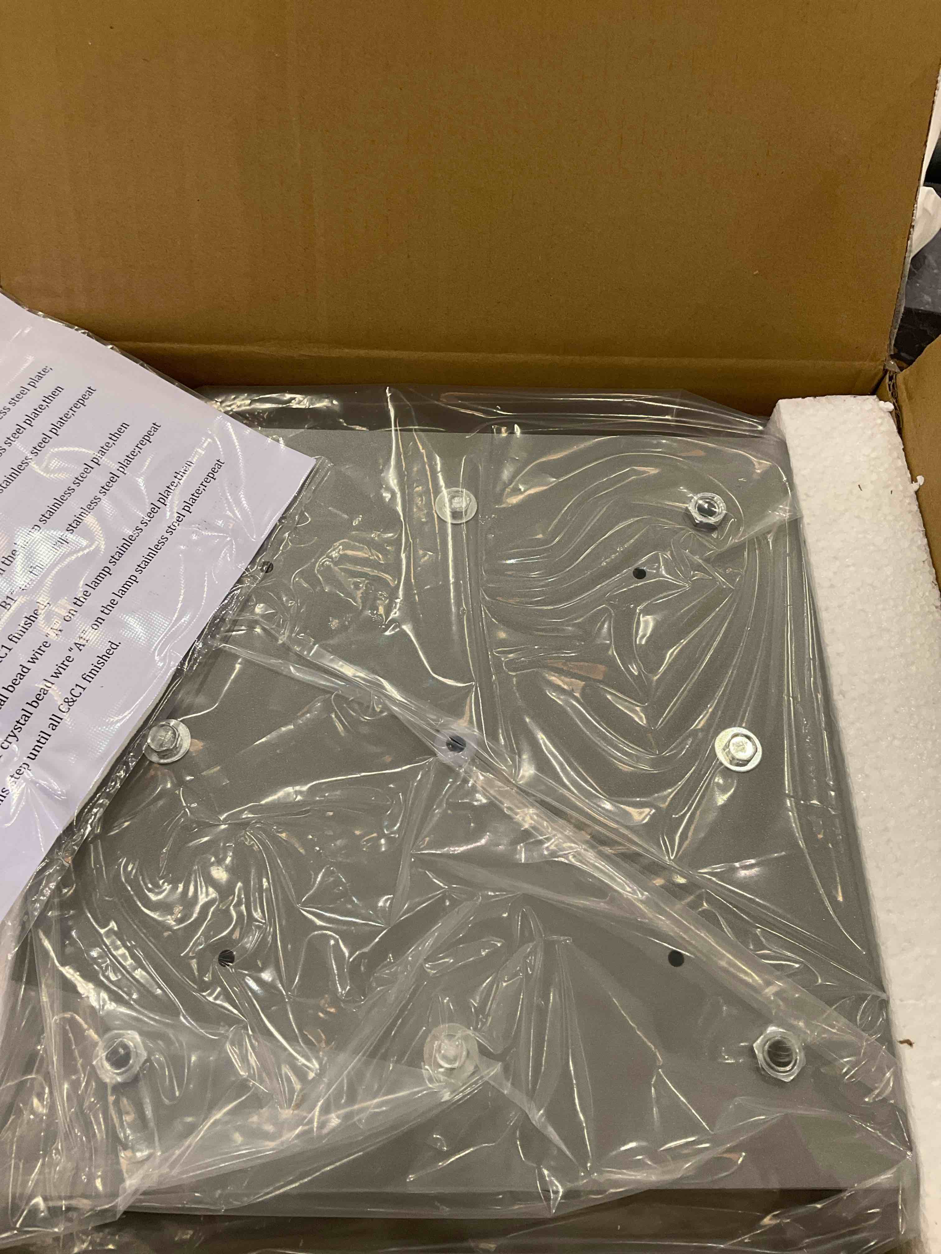 https://s3.amazonaws.com/lotting-images-prod/BargainHunt/EXS01236214_1713811014980.jpeg