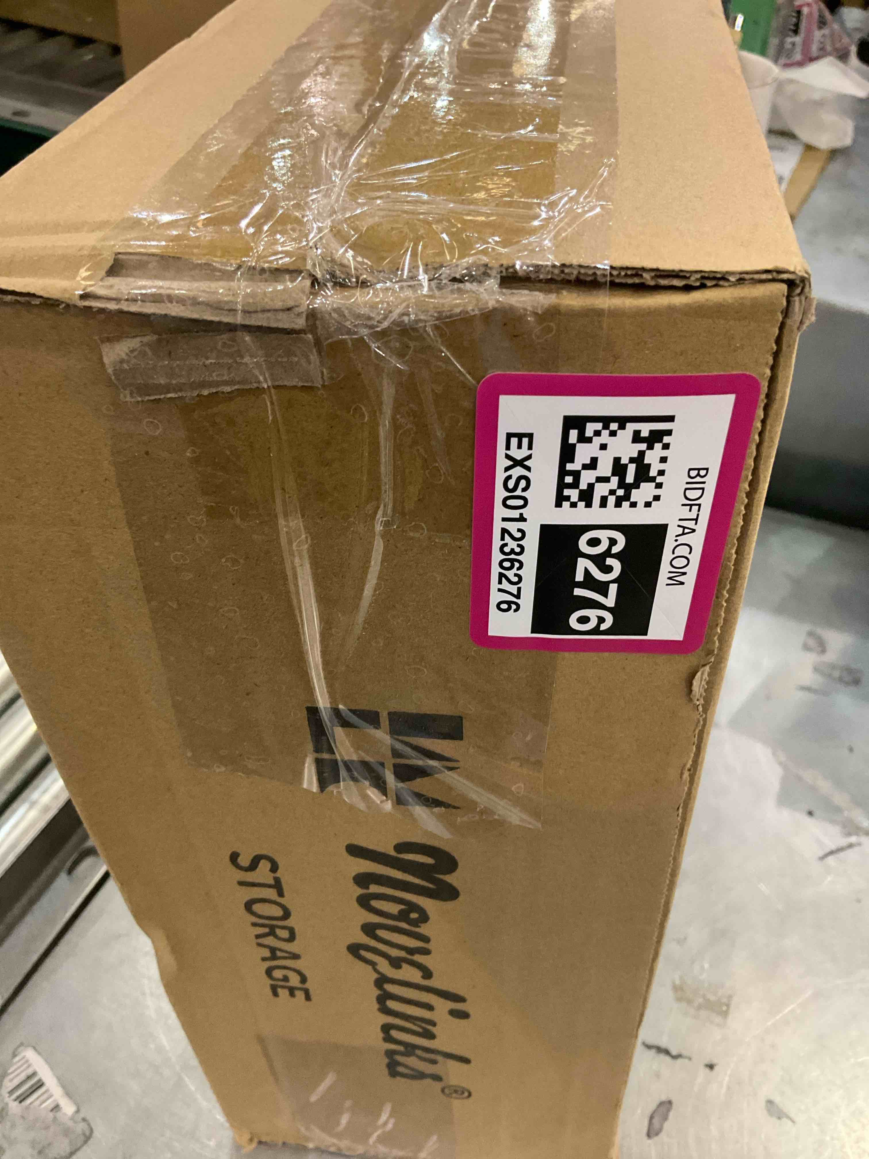 https://s3.amazonaws.com/lotting-images-prod/BargainHunt/EXS01236276_1713876354629.jpeg