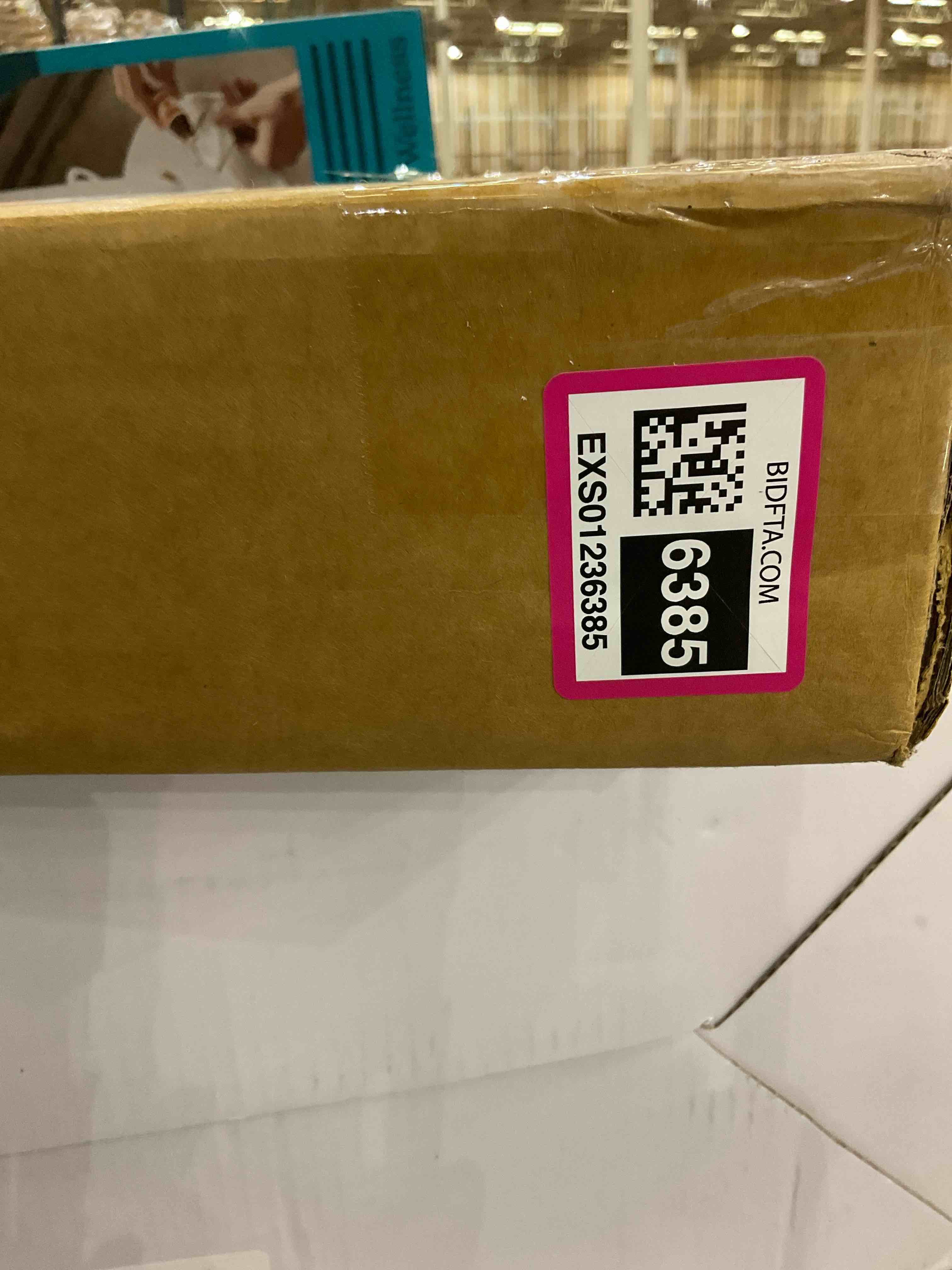 https://s3.amazonaws.com/lotting-images-prod/BargainHunt/EXS01236385_1713898390655.jpeg