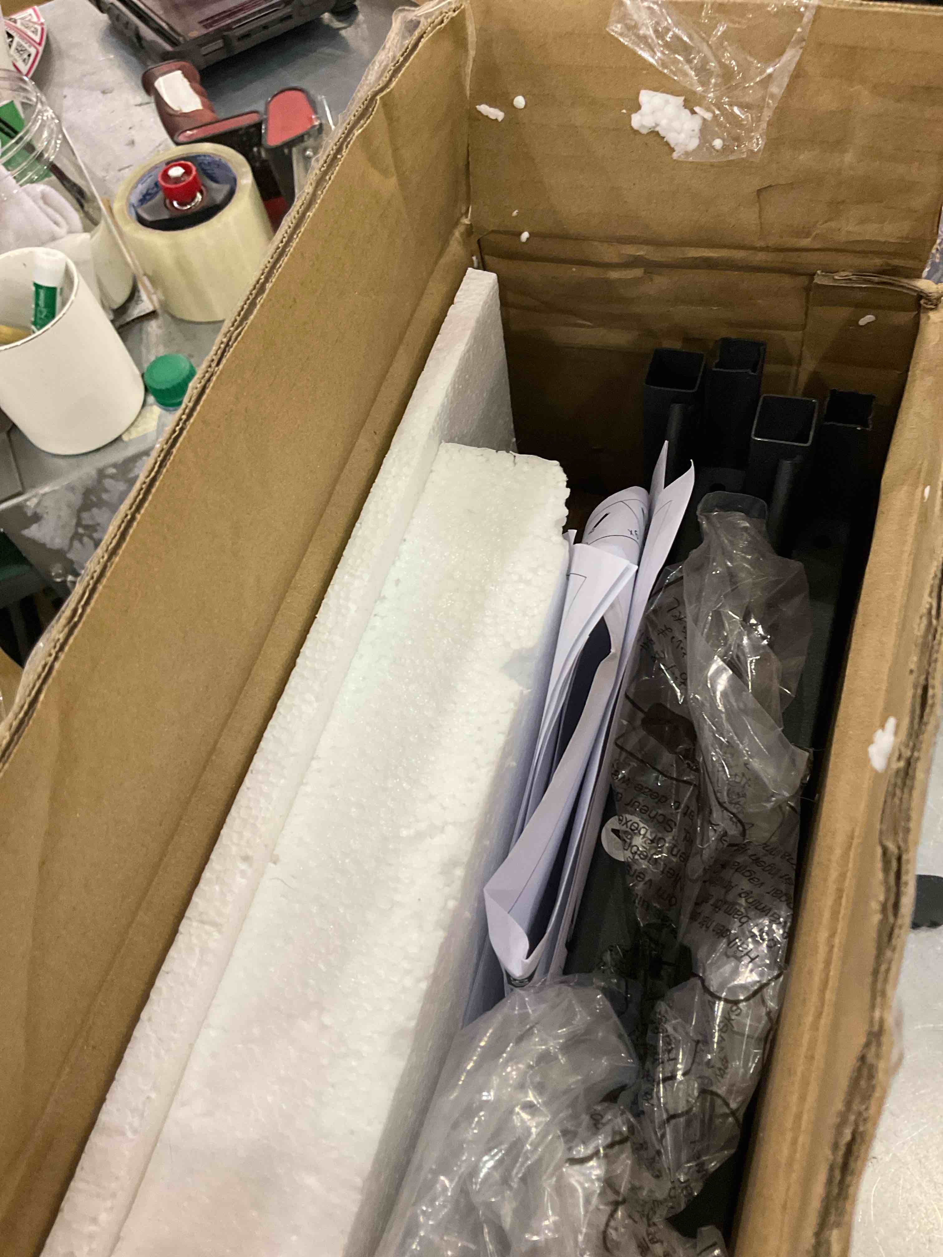 https://s3.amazonaws.com/lotting-images-prod/BargainHunt/EXS01236427_1713961418719.jpeg