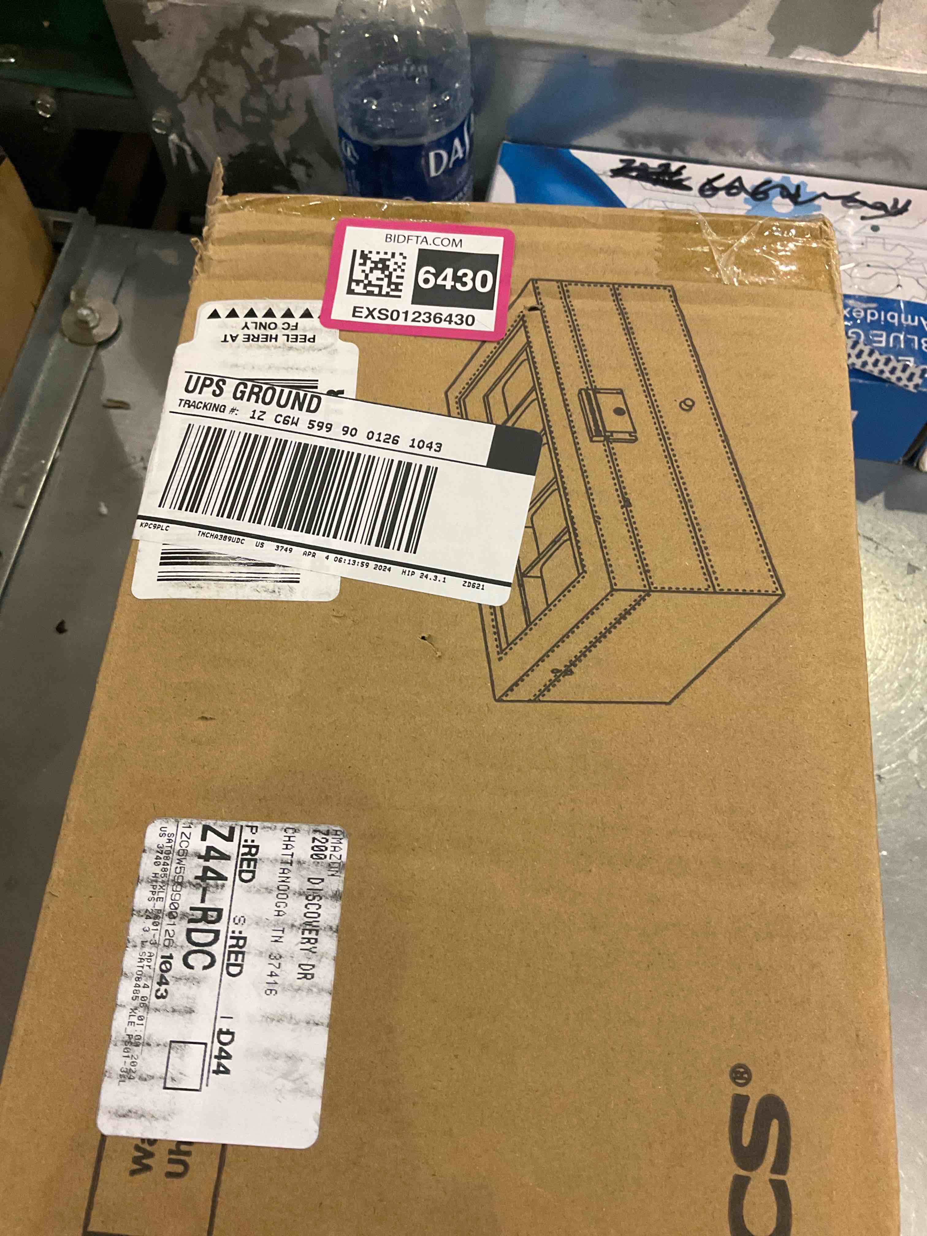 https://s3.amazonaws.com/lotting-images-prod/BargainHunt/EXS01236430_1713961715784.jpeg