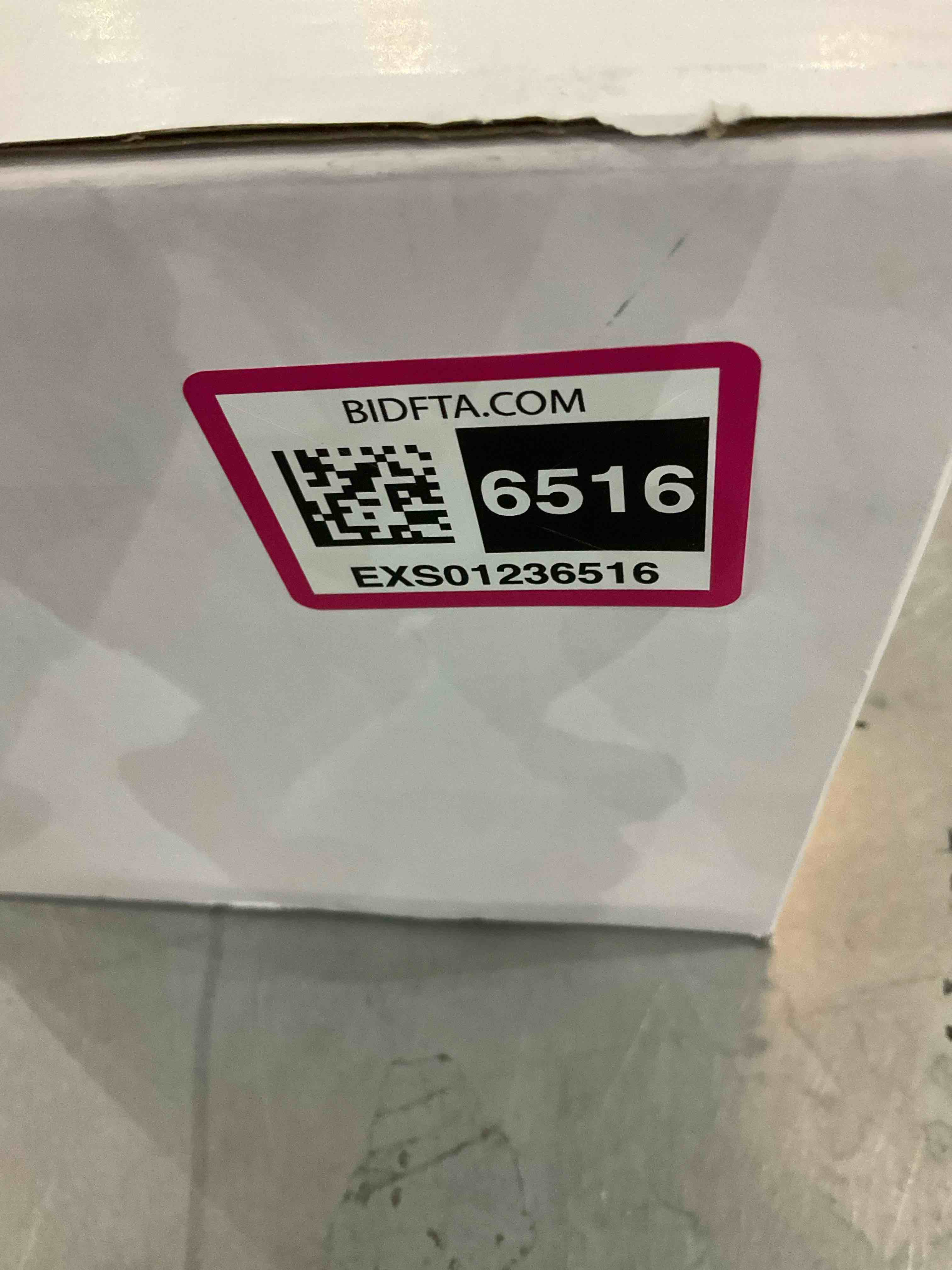 https://s3.amazonaws.com/lotting-images-prod/BargainHunt/EXS01236516_1715348945957.jpeg